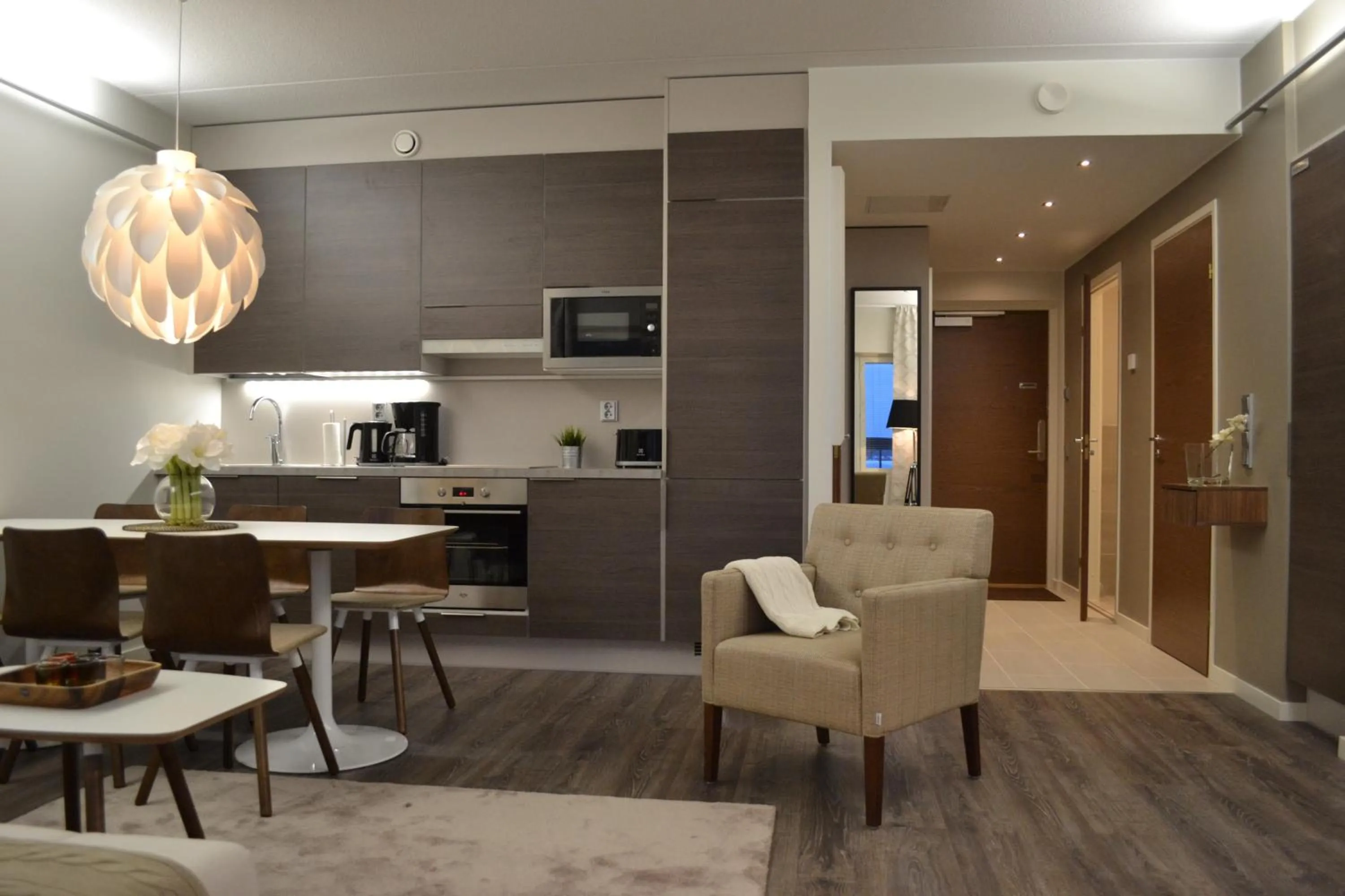 Kitchen or kitchenette in Aateli Lakeside Chalets - former Vuokatti Suites