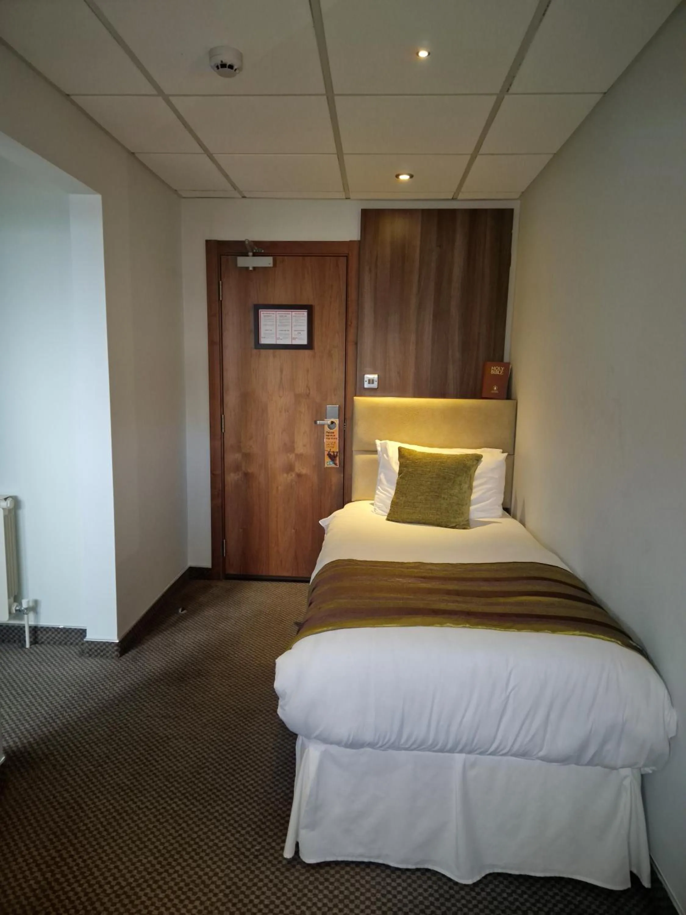 Bedroom, Bed in Hotel Ambassadeur