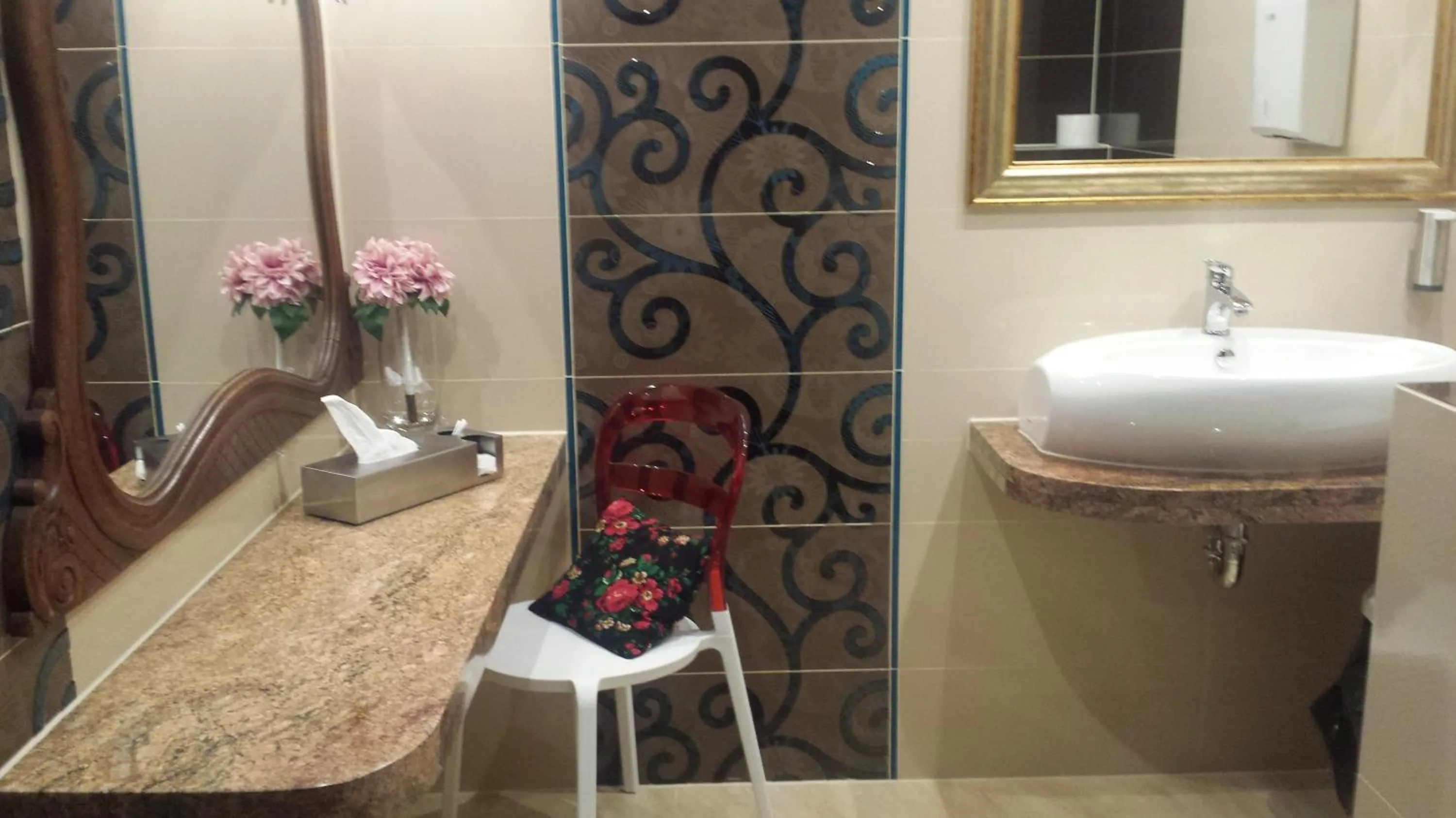 Bathroom in To Tu