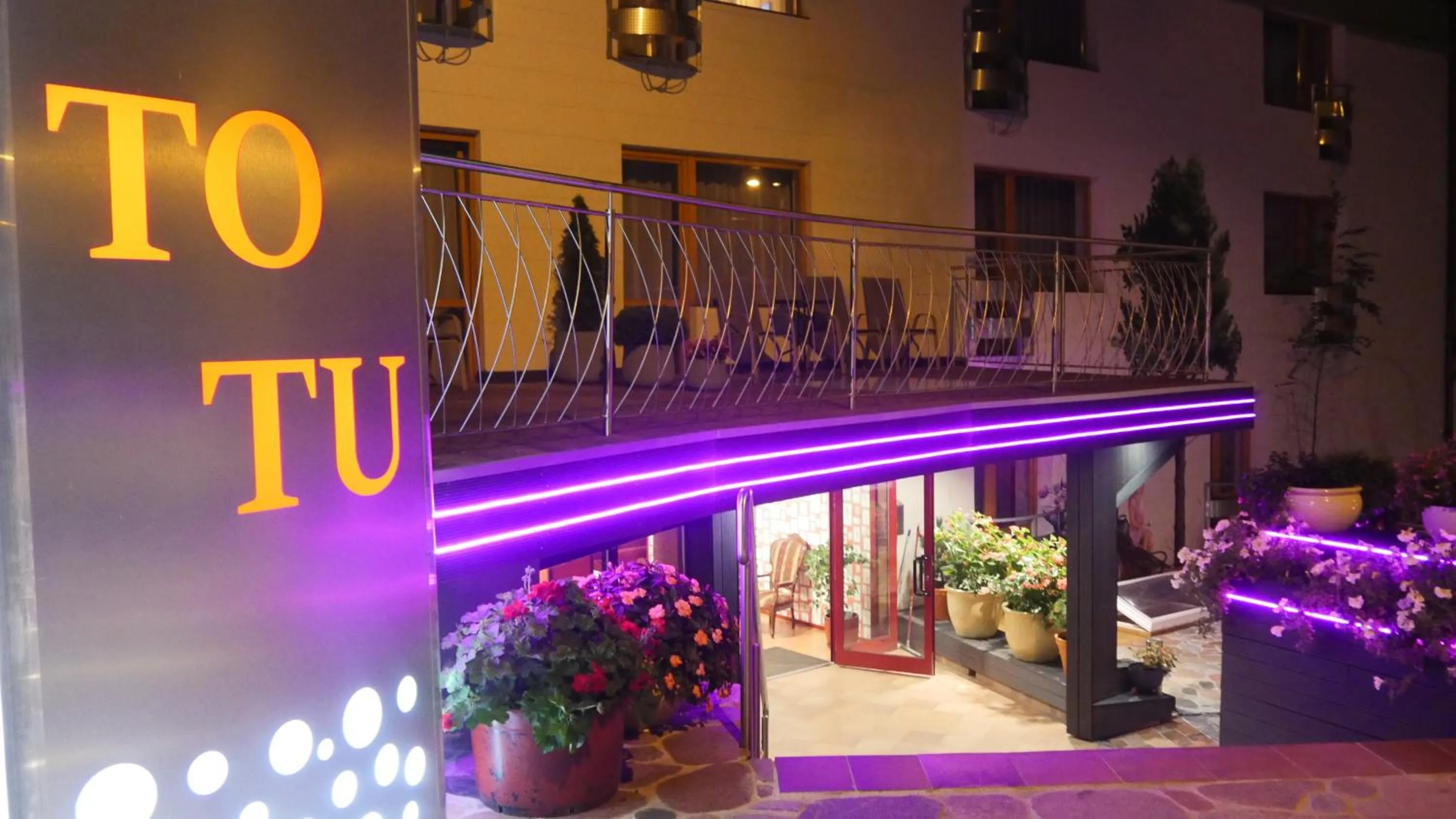 Property building in To Tu