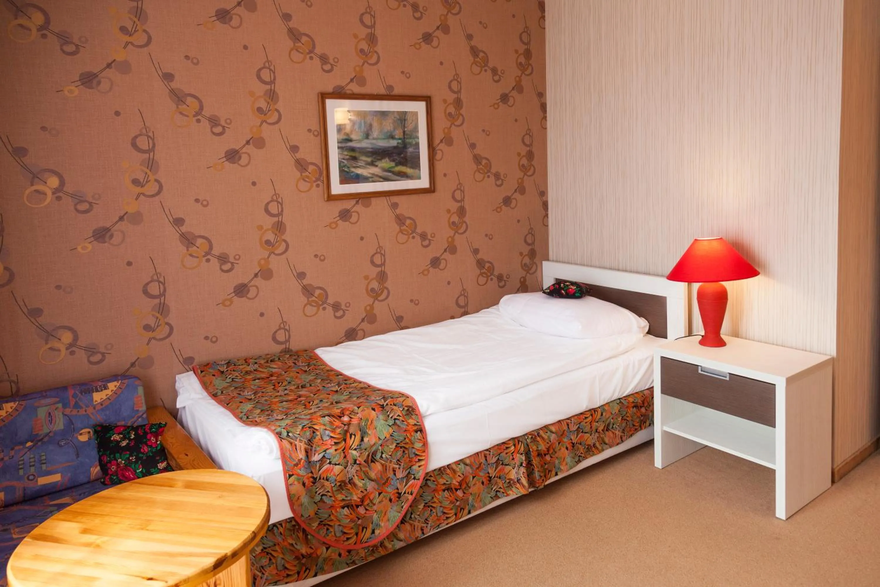 Bed in To Tu