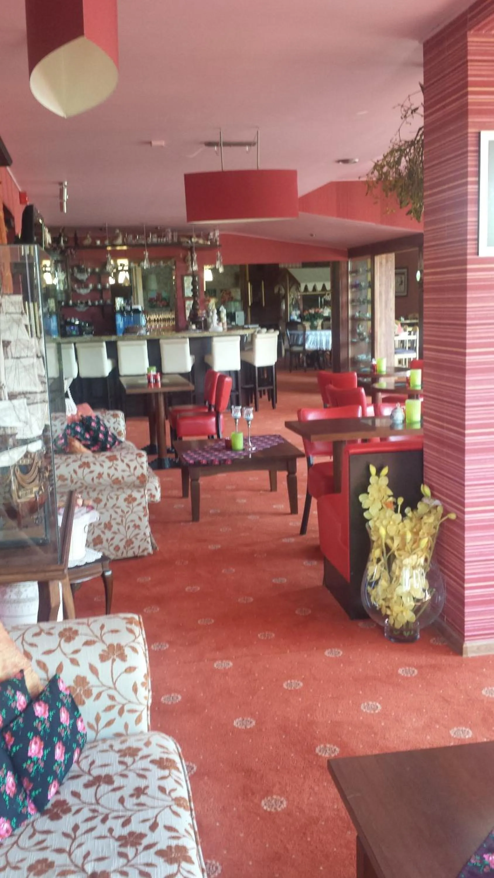 Lounge or bar in To Tu