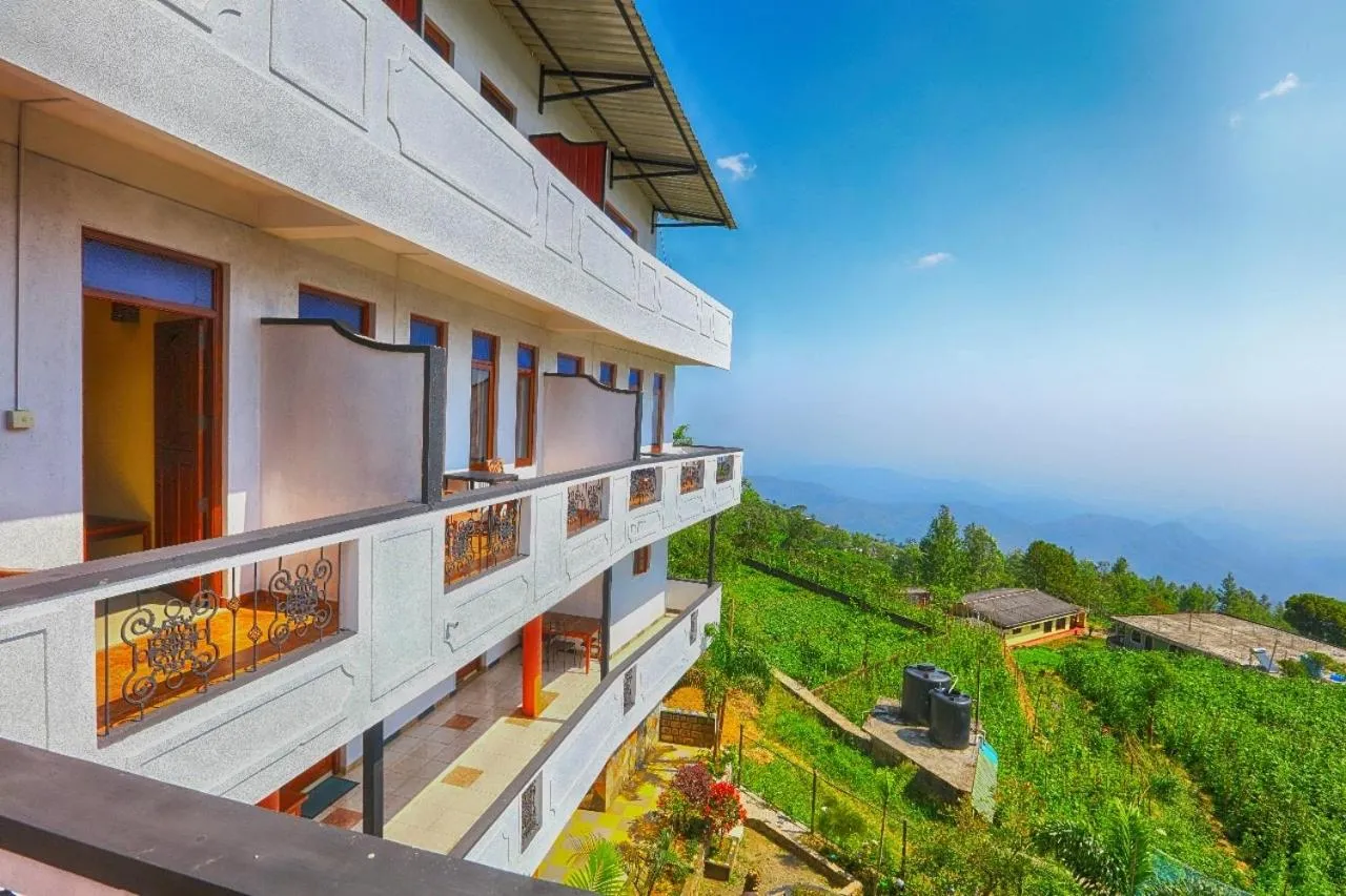 Srilak View Holiday Inn