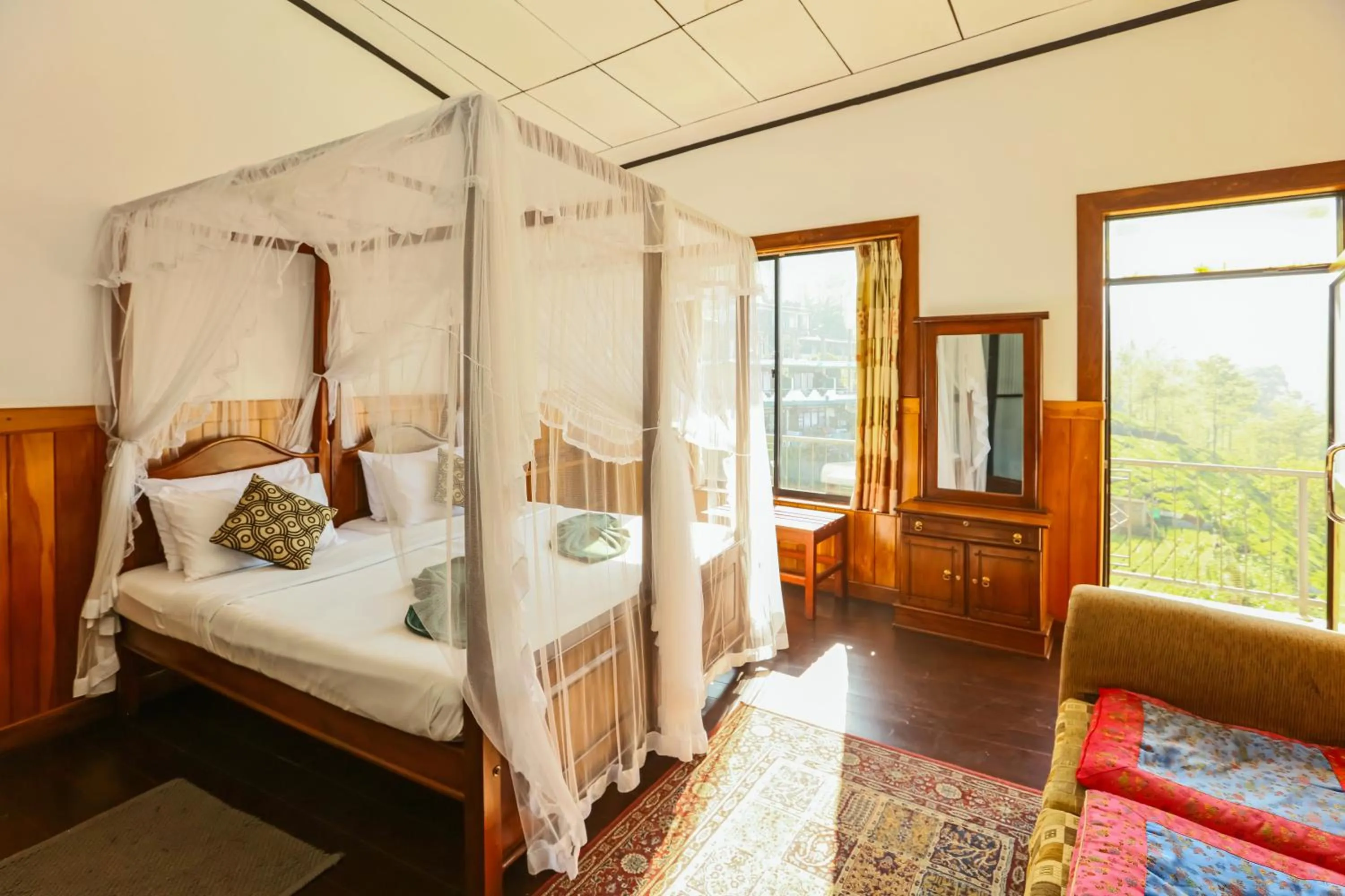 Bed in Srilak View Holiday Inn