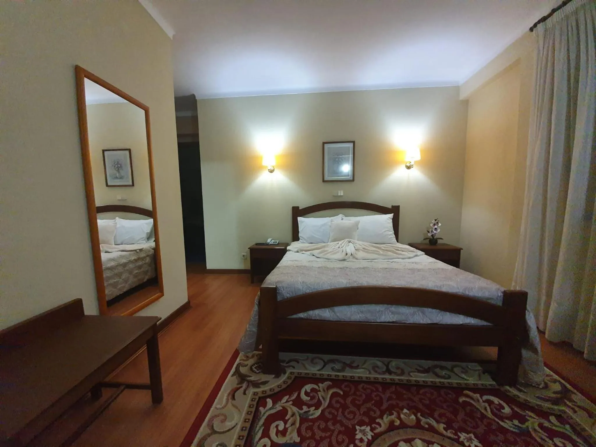 Bed in Hotel Peninsular