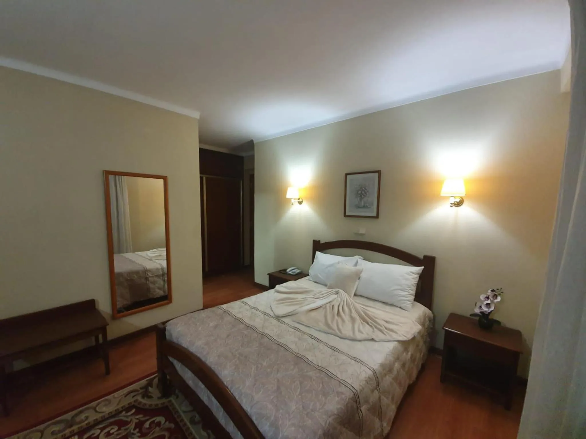Bed in Hotel Peninsular