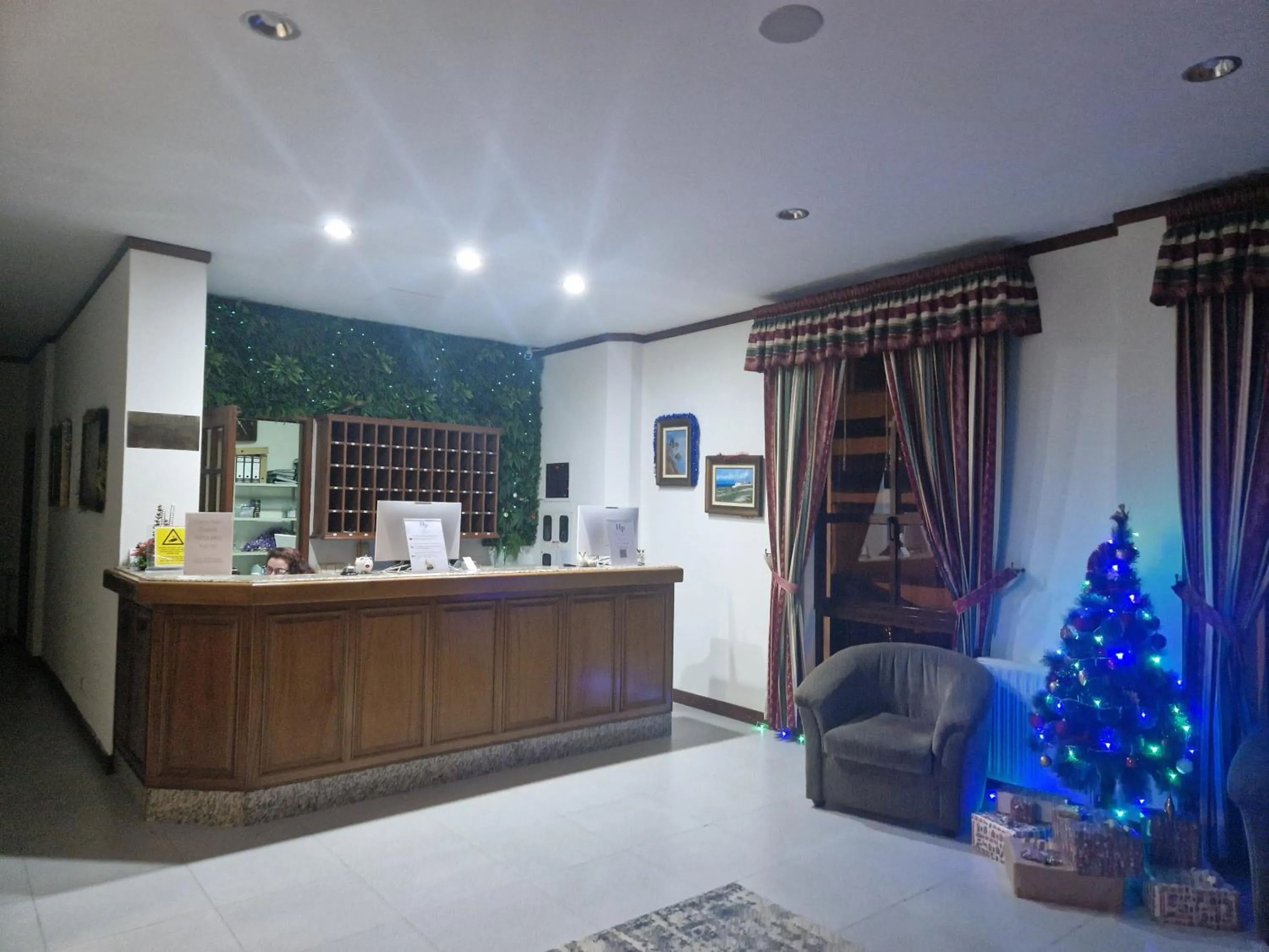 Property building in Hotel Peninsular