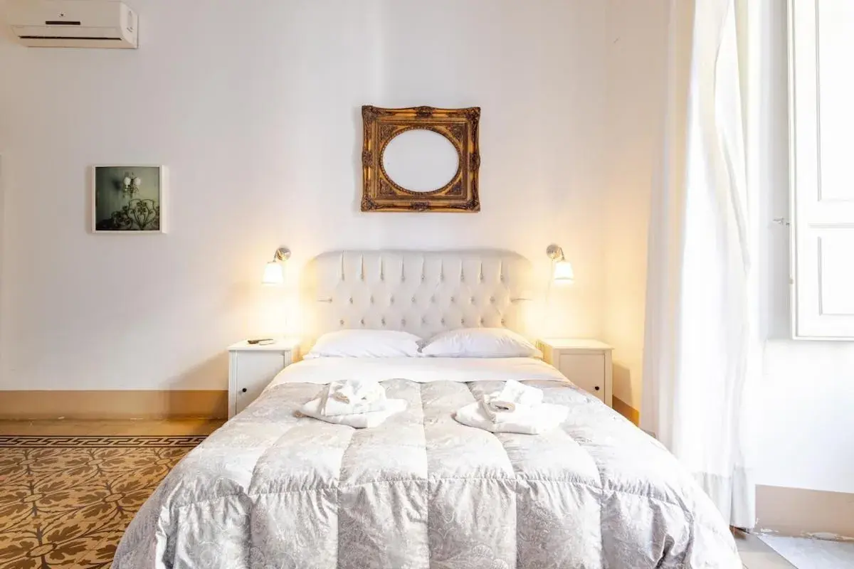 Deluxe Triple Room - single occupancy in Elephant's Smile B&B Deluxe Triple Room - single occupancy in Elephant's Smile B&B