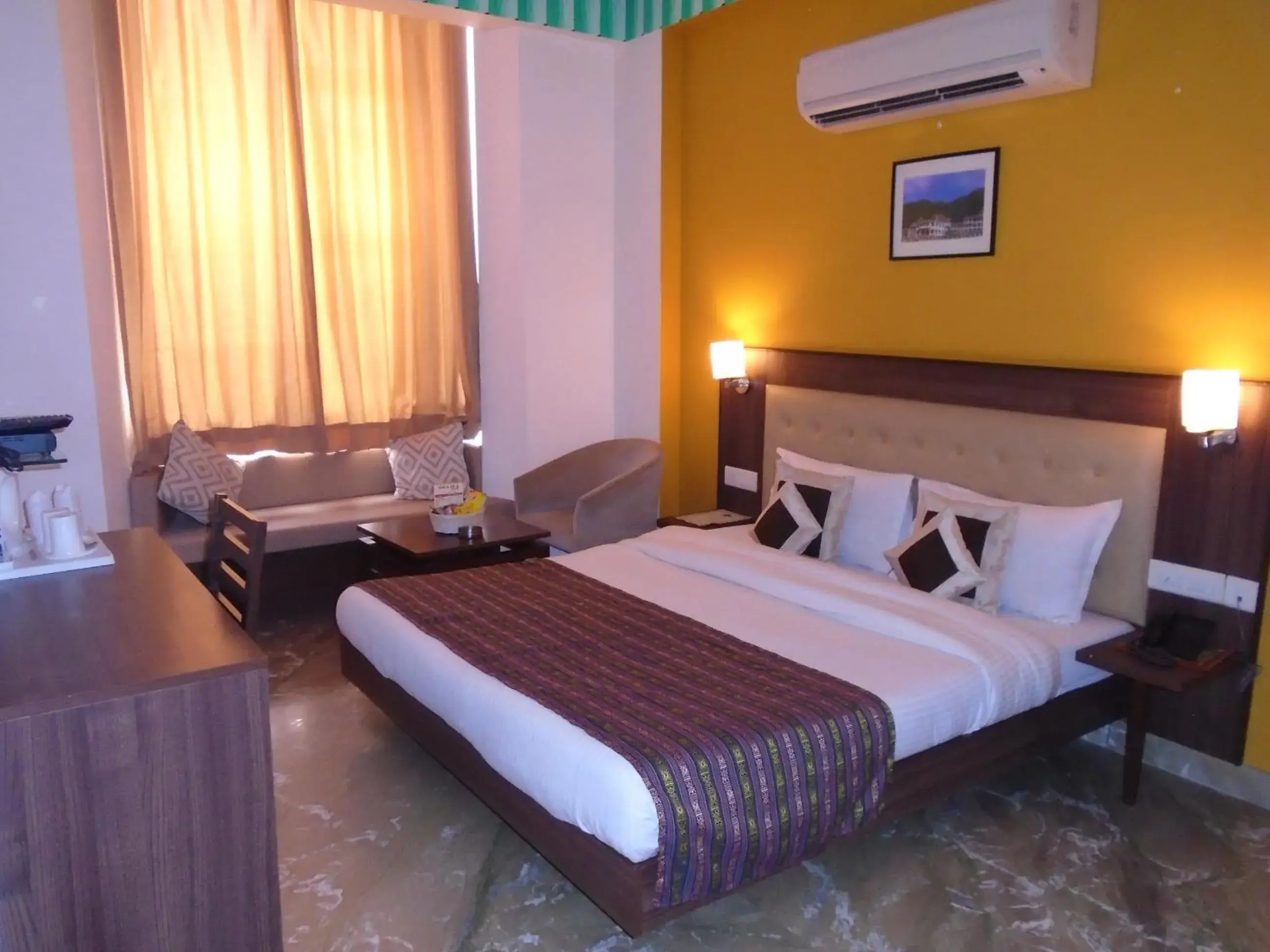 cot, Bed in Hotel Inn Tawang