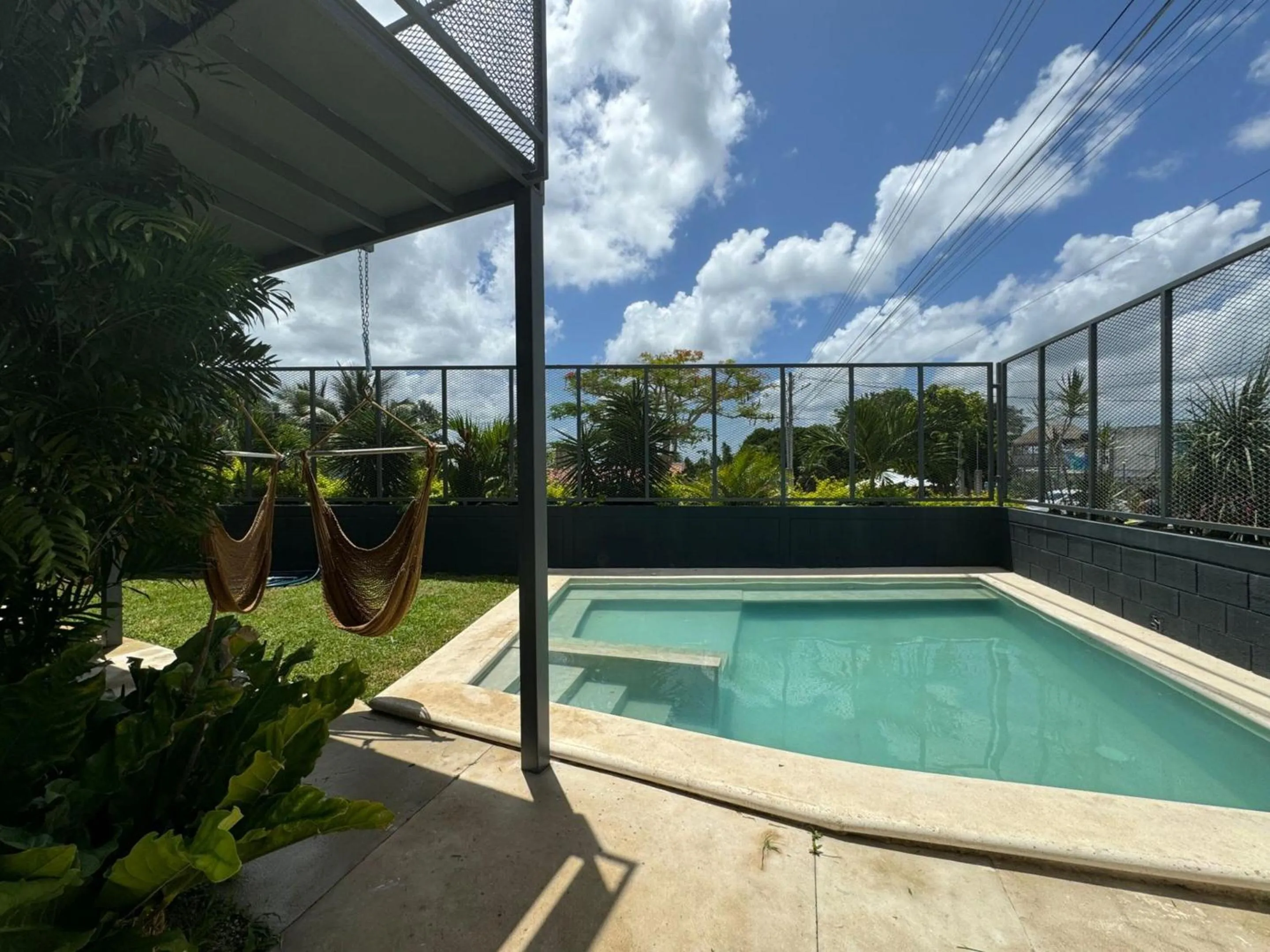 Swimming pool in Containers Bacalar