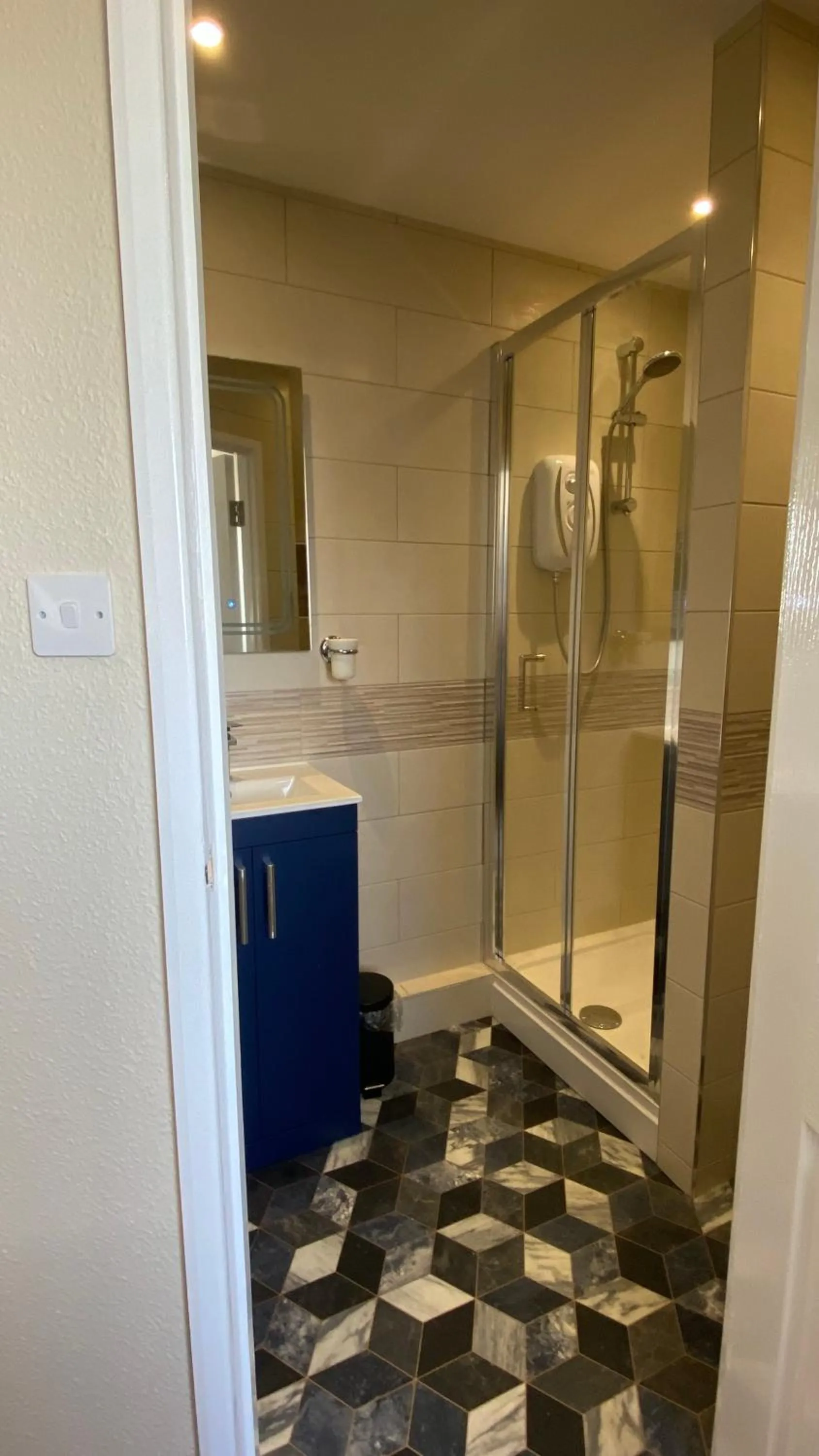  Triple Room with Private Bathroom in St Johns Guest House