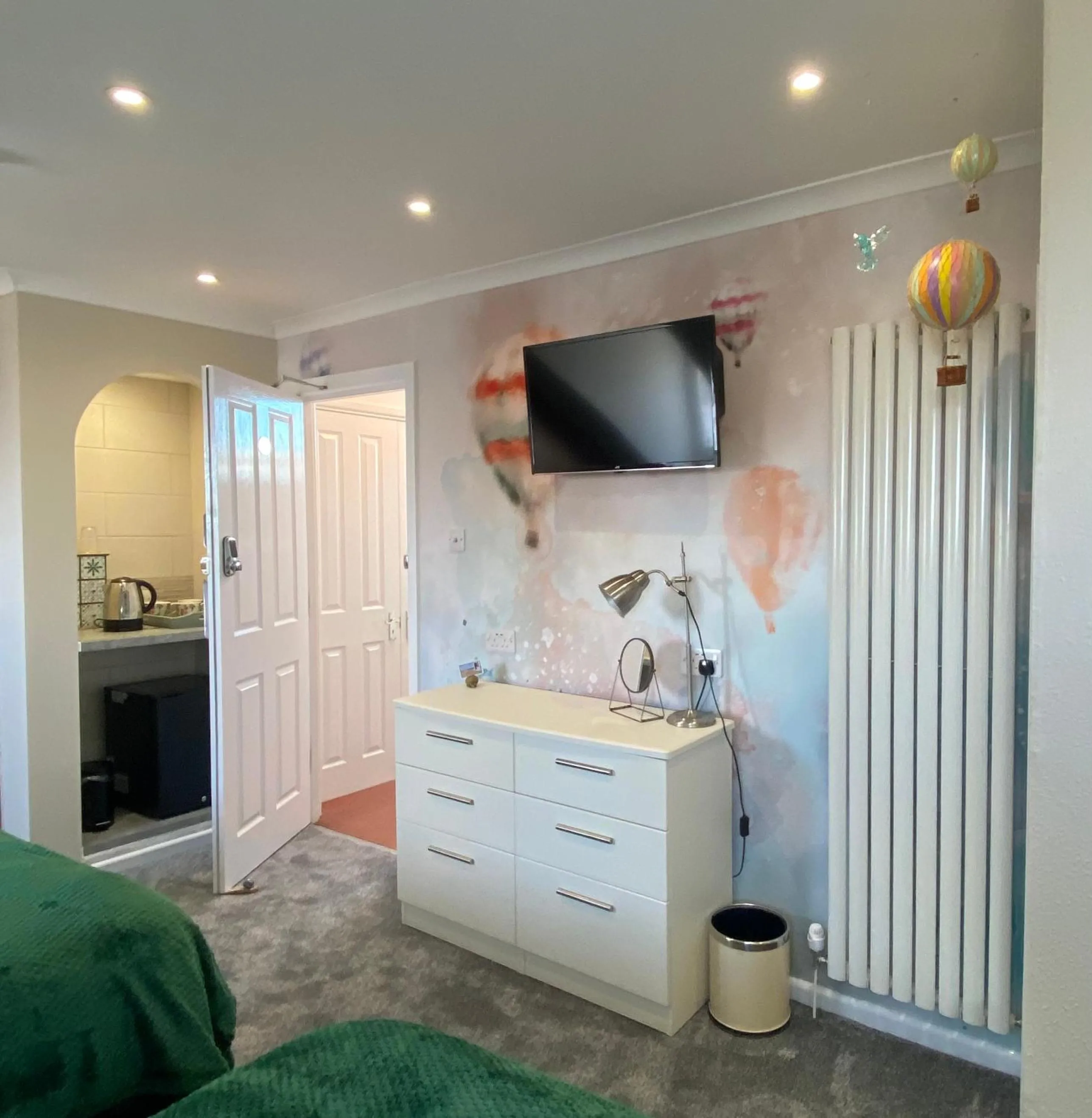  Triple Room with Private Bathroom in St Johns Guest House