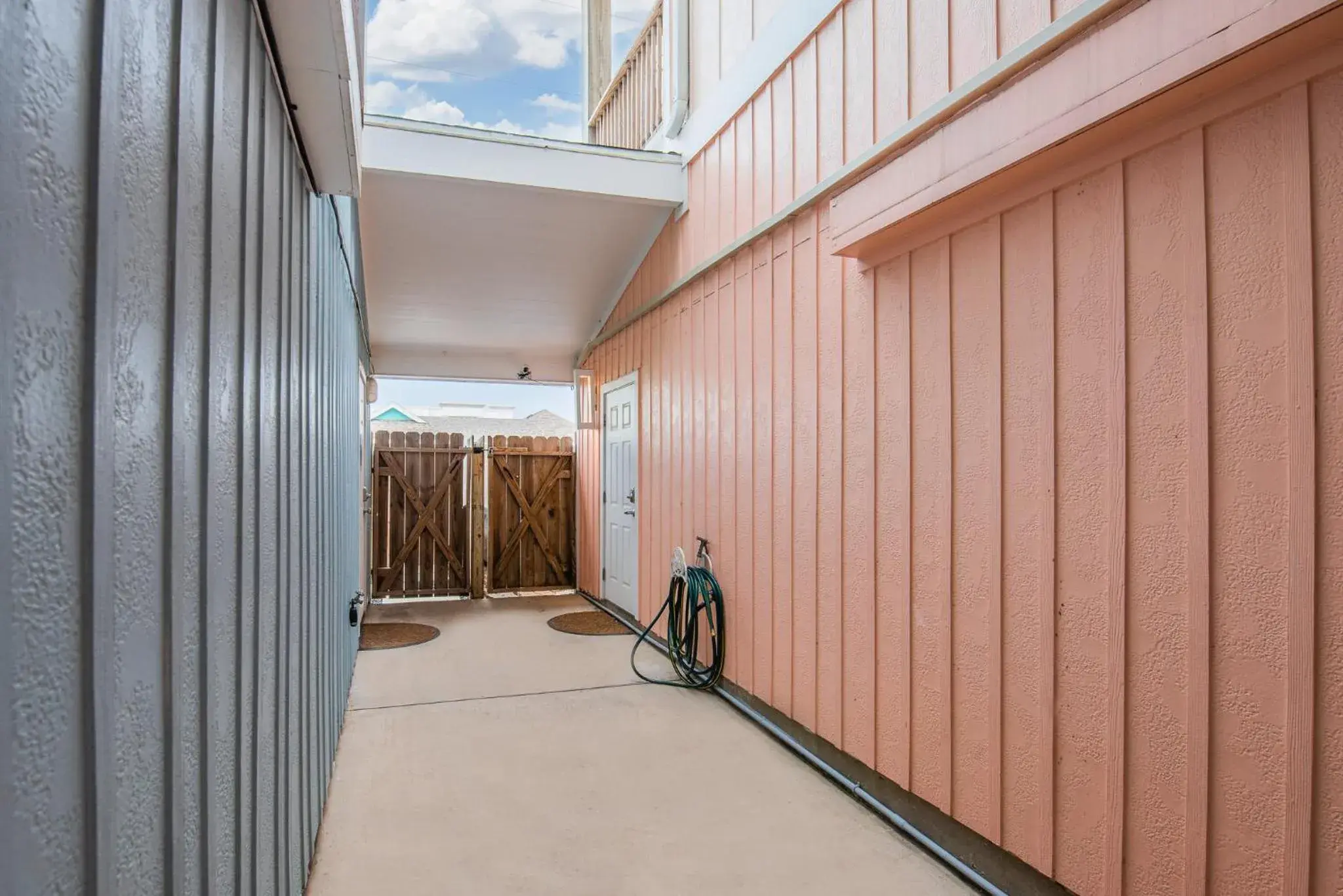 Lobby or reception in Bird in Paradise Lobby or reception in Bird in Paradise