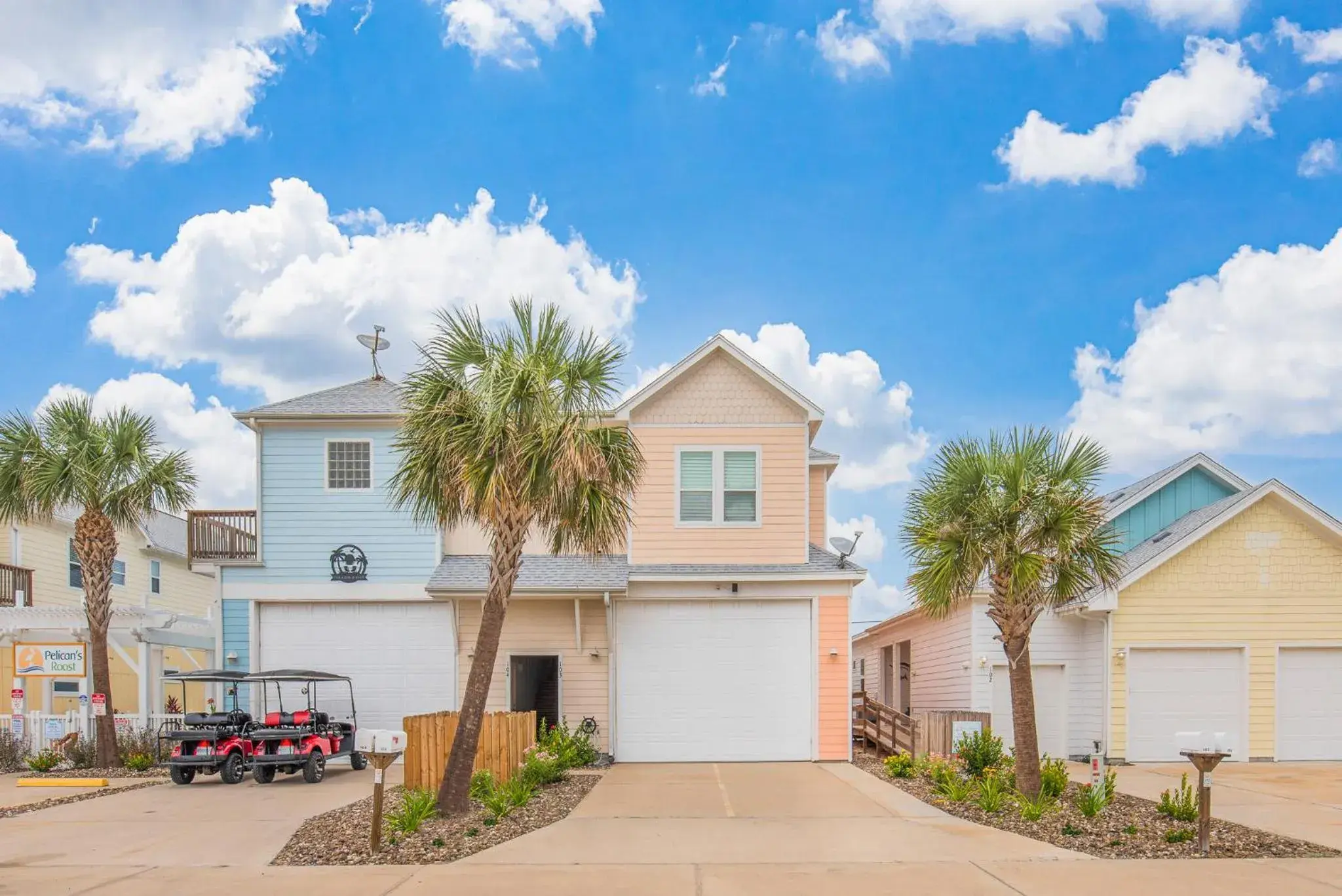 Property building in Bird in Paradise Property building in Bird in Paradise