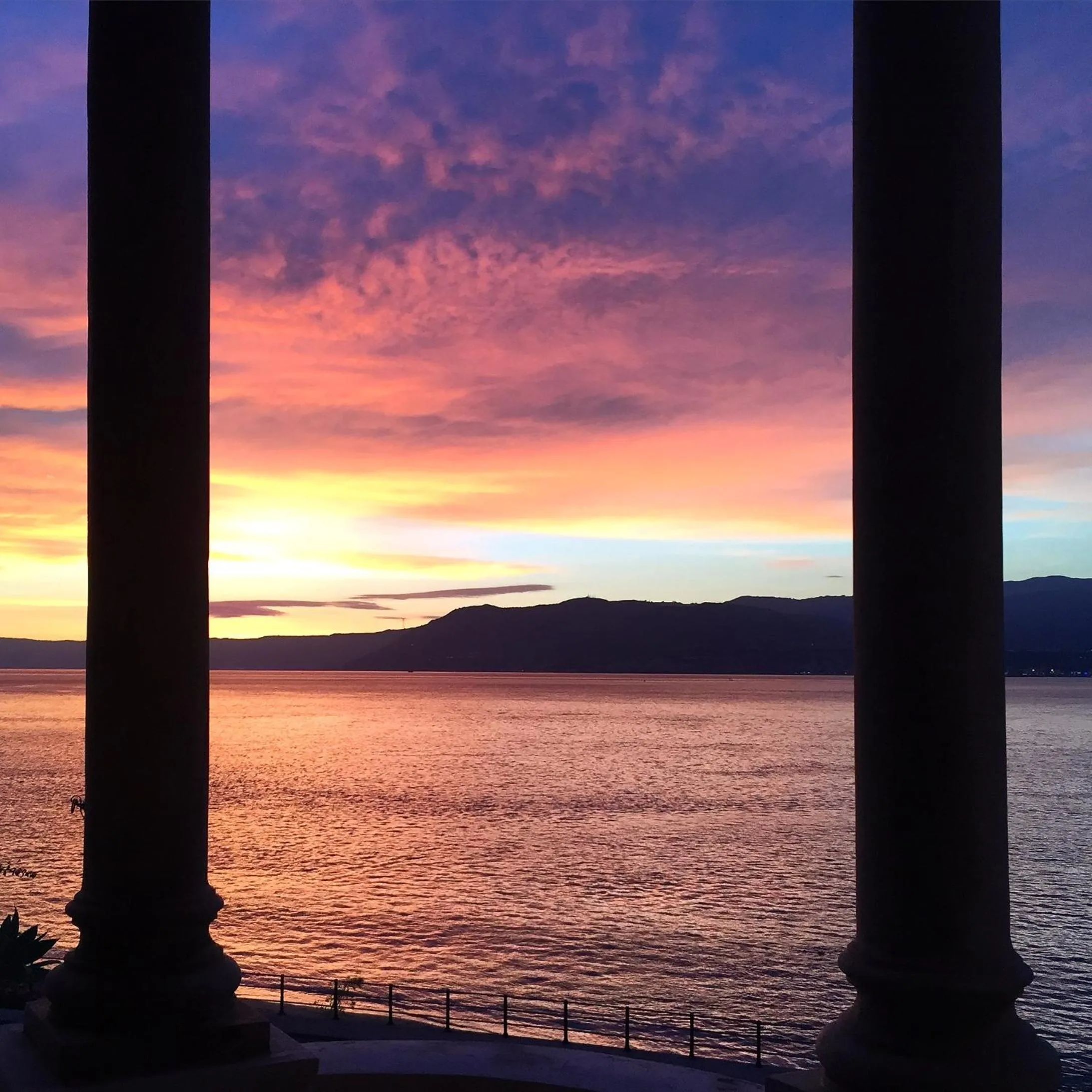 Town House Messina Paradiso