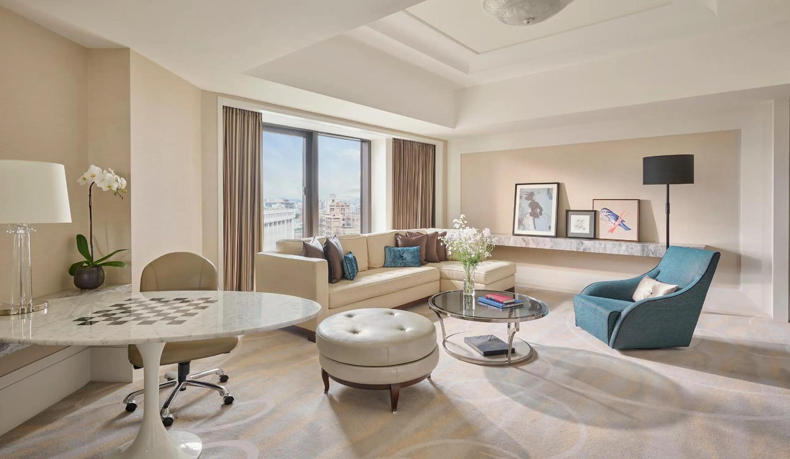 Living room in Mandarin Oriental, Taipei