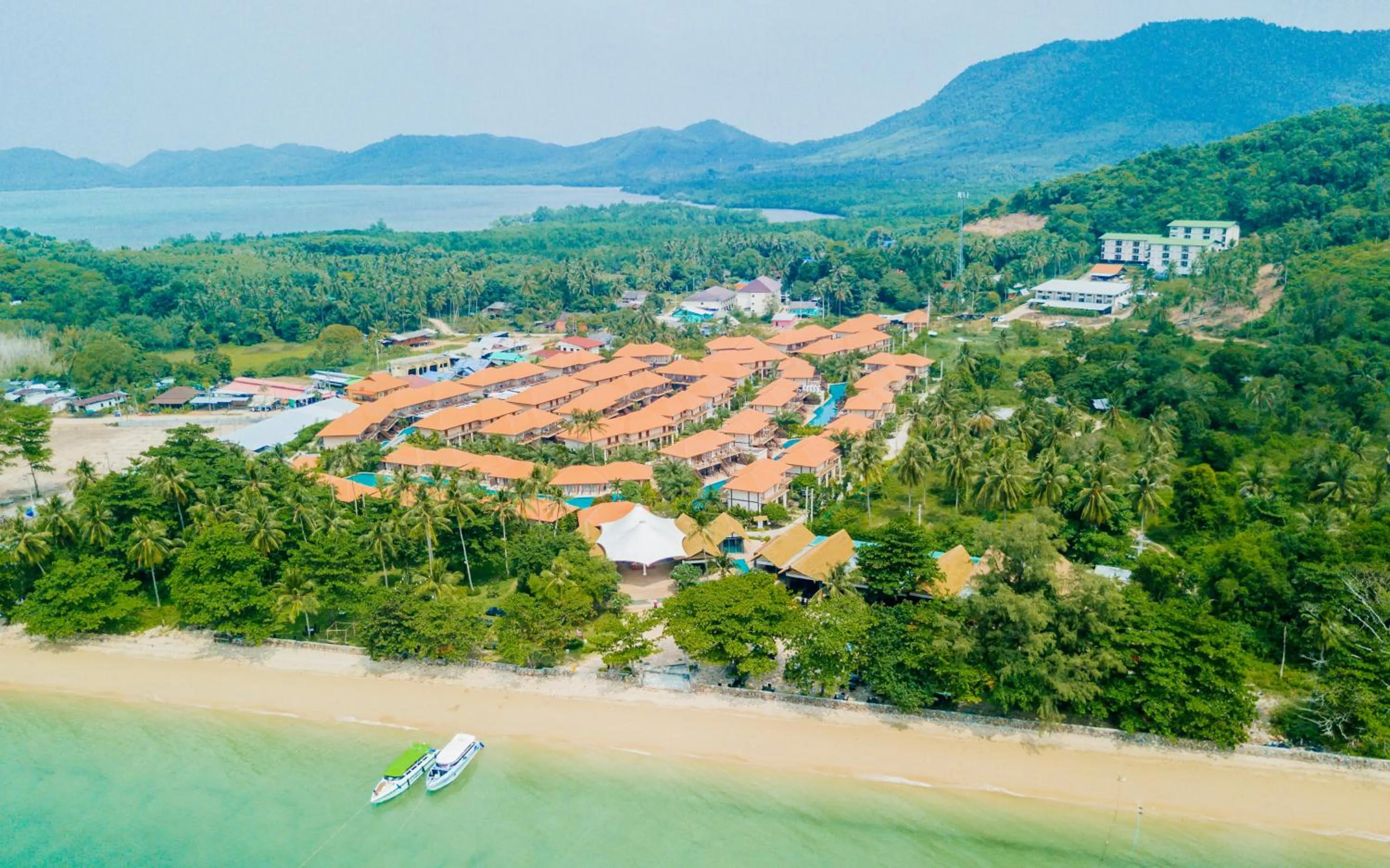 Property building in Blue Bay Resort - Access to Pool and Beach-Phuket & Krabi