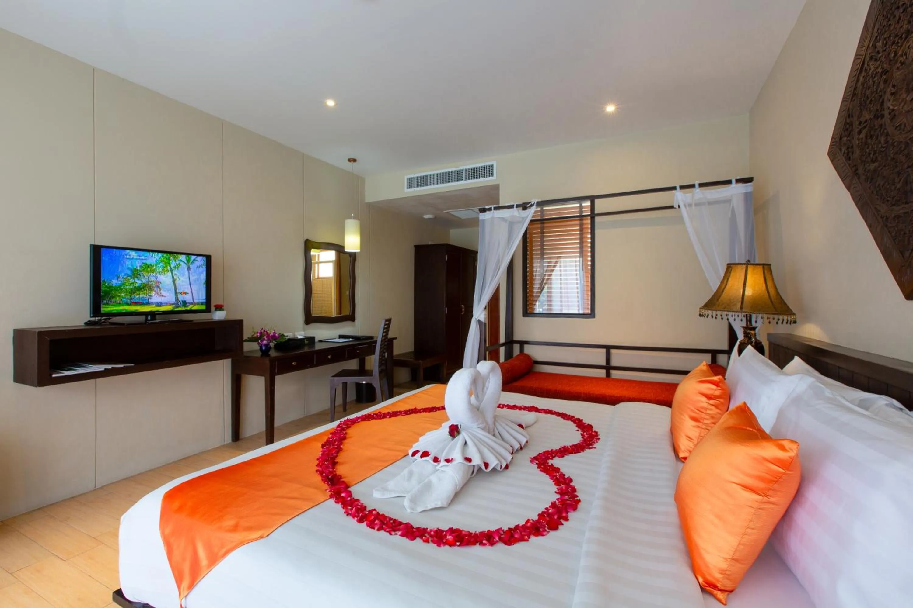 Bed in Blue Bay Resort - Access to Pool and Beach-Phuket & Krabi