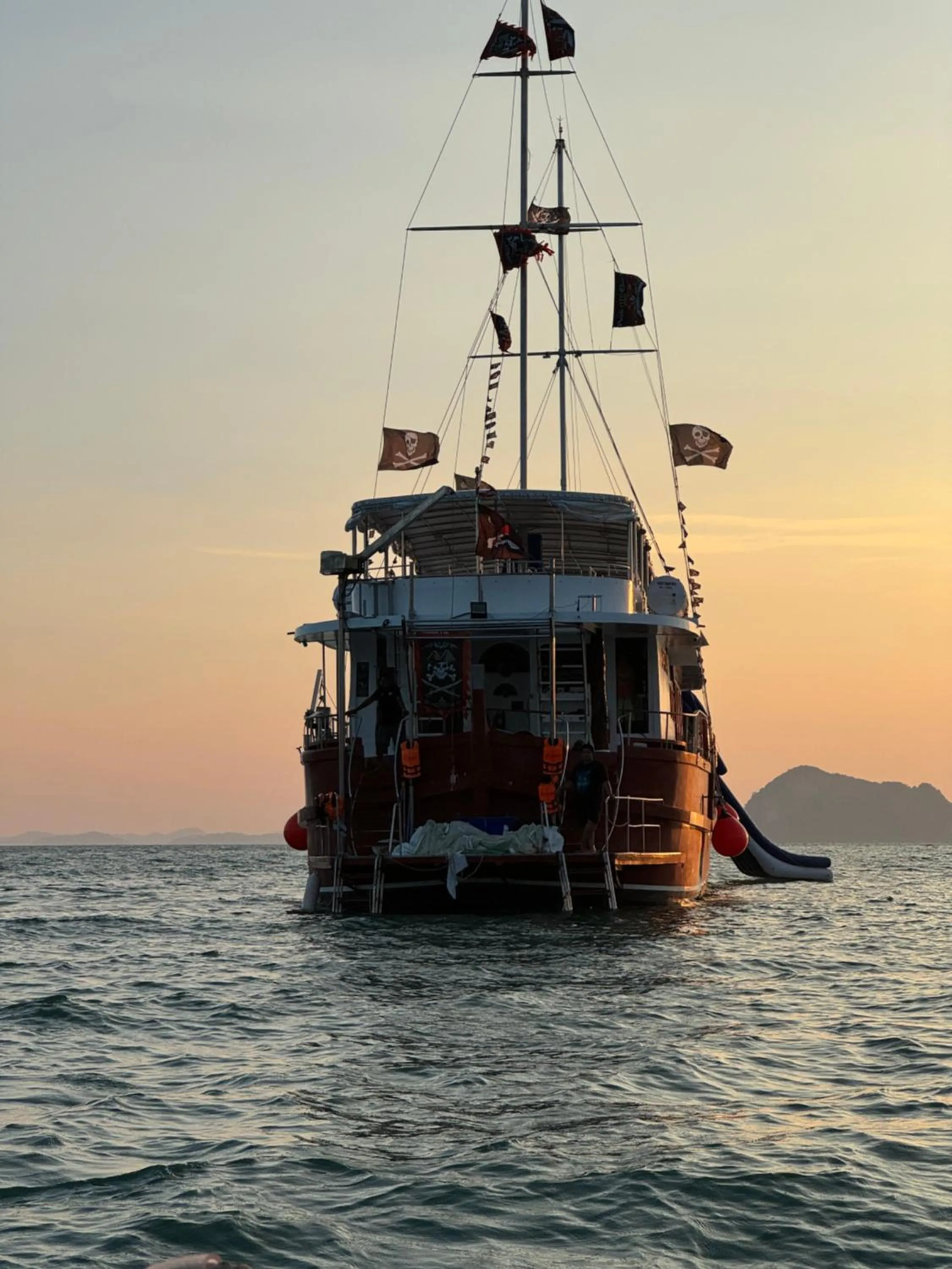 Property building in Blue Bay Resort - Access to Pool and Beach-Phuket & Krabi