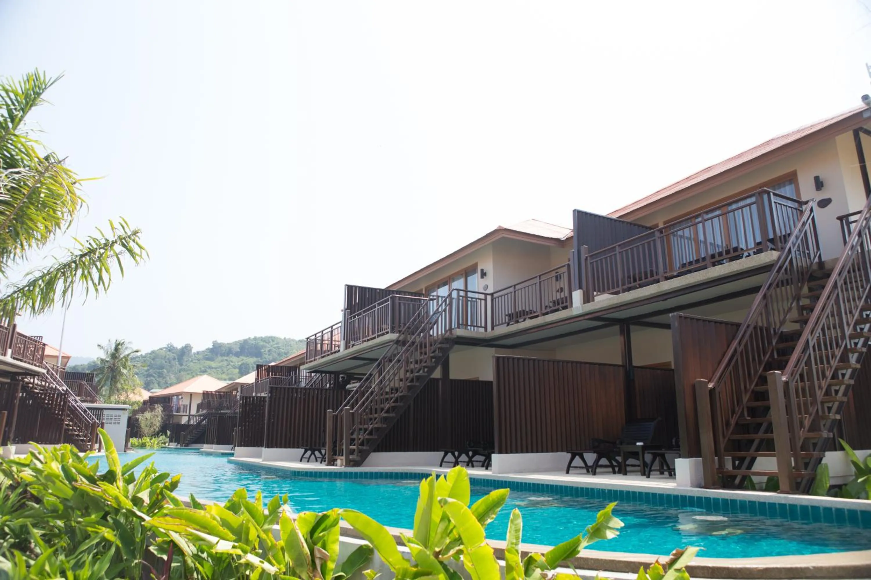Day in Blue Bay Resort - Access to Pool and Beach-Phuket & Krabi