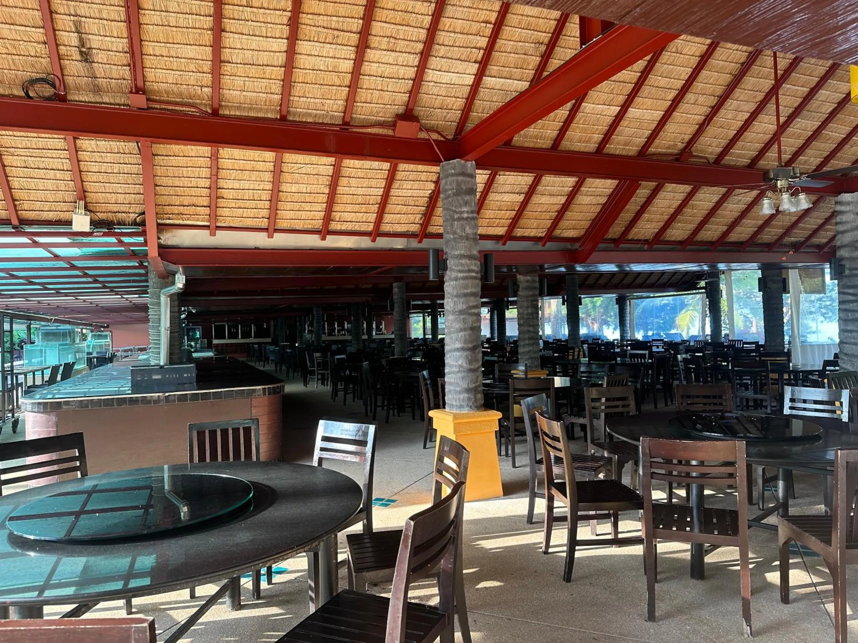 Restaurant/places to eat in Blue Bay Resort - Access to Pool and Beach-Phuket & Krabi