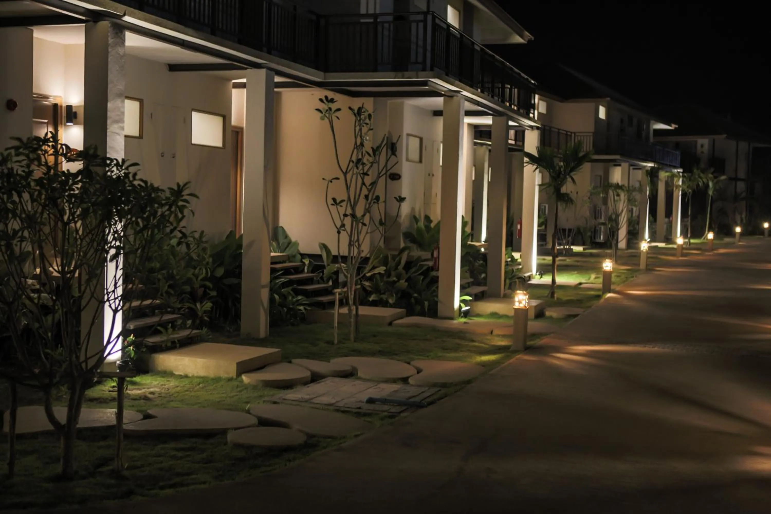 Night in Blue Bay Resort - Access to Pool and Beach-Phuket & Krabi