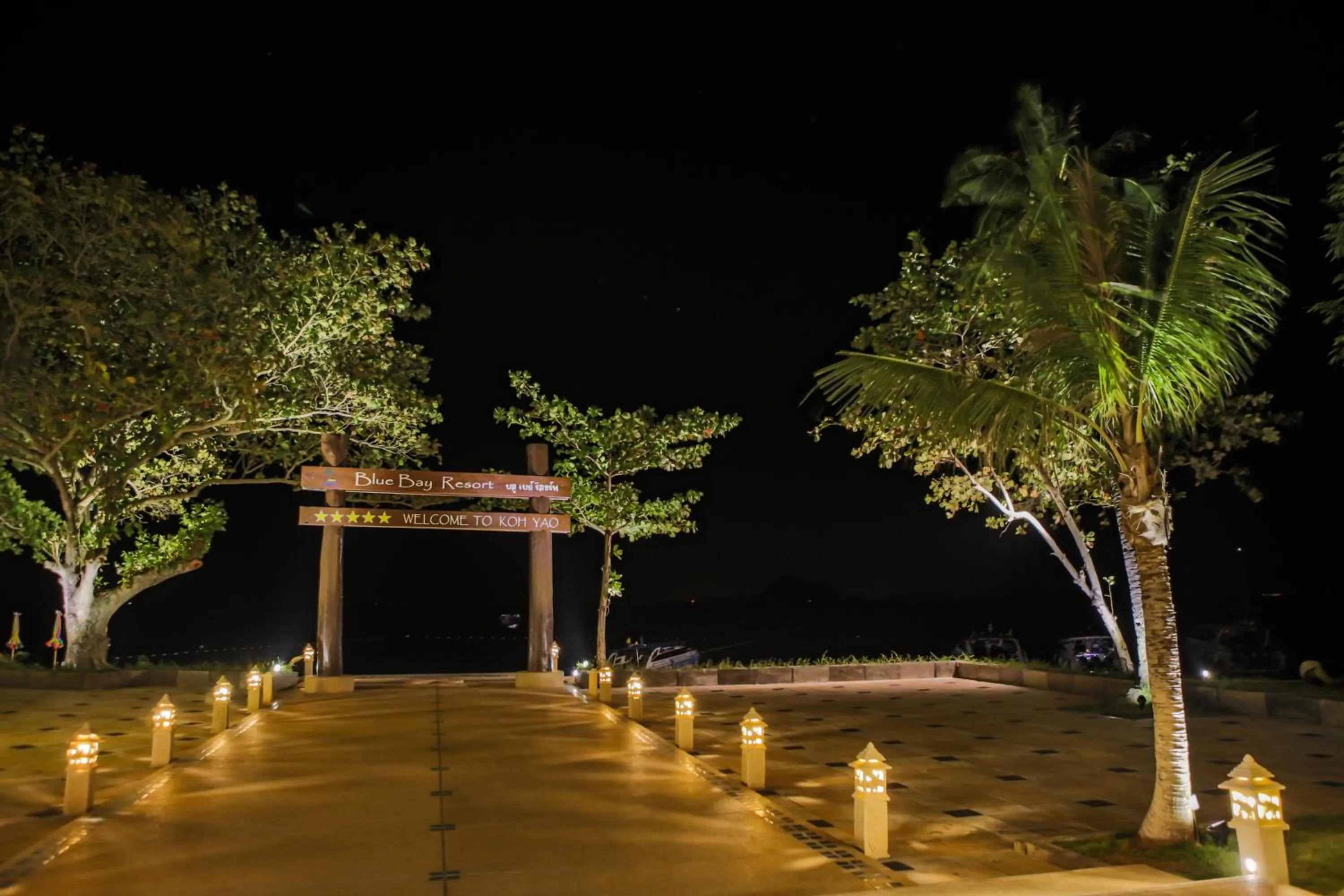 Night in Blue Bay Resort - Access to Pool and Beach-Phuket & Krabi