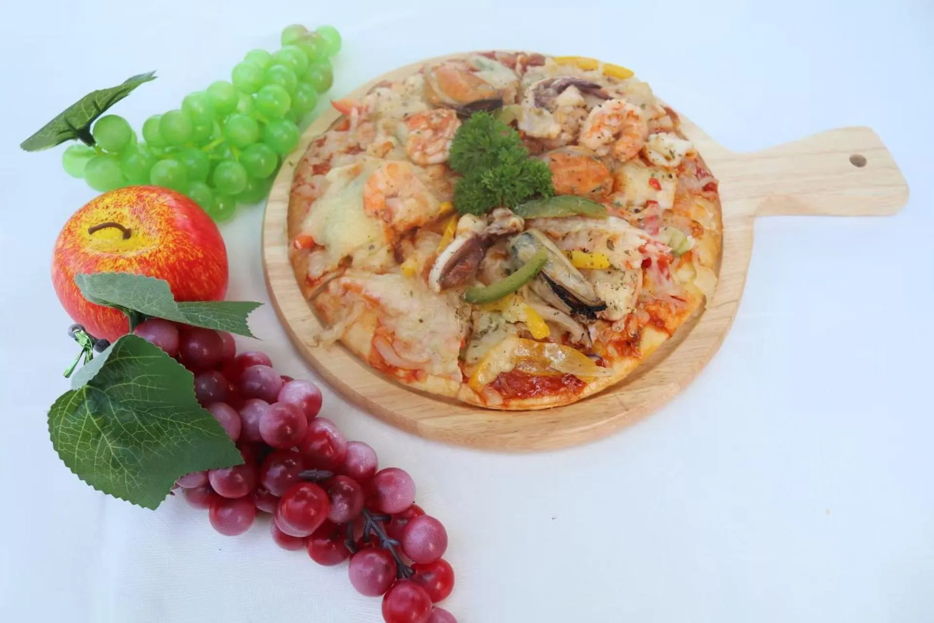 Restaurant/places to eat in Blue Bay Resort - Access to Pool and Beach-Phuket & Krabi