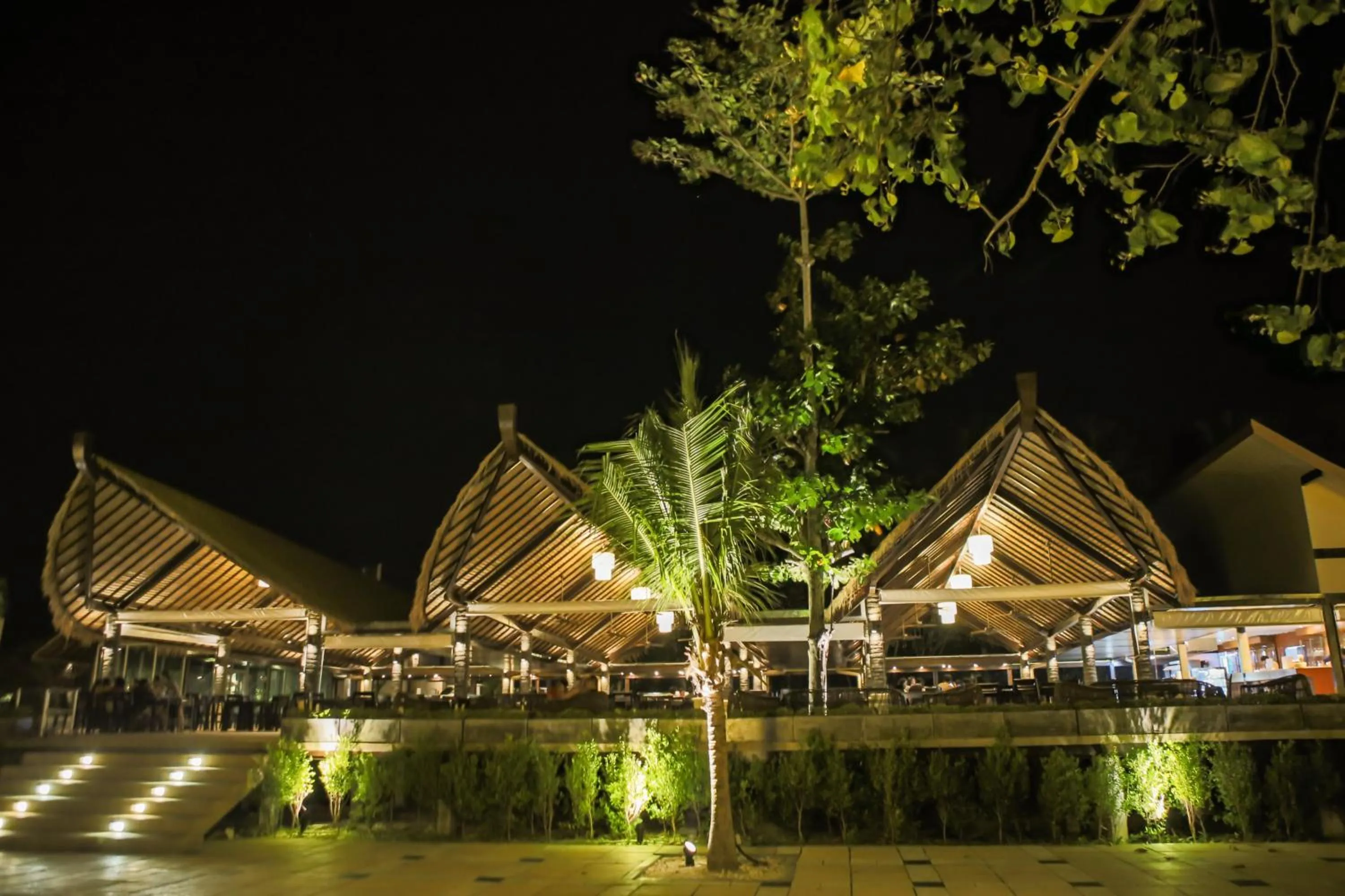 Property building in Blue Bay Resort - Access to Pool and Beach-Phuket & Krabi