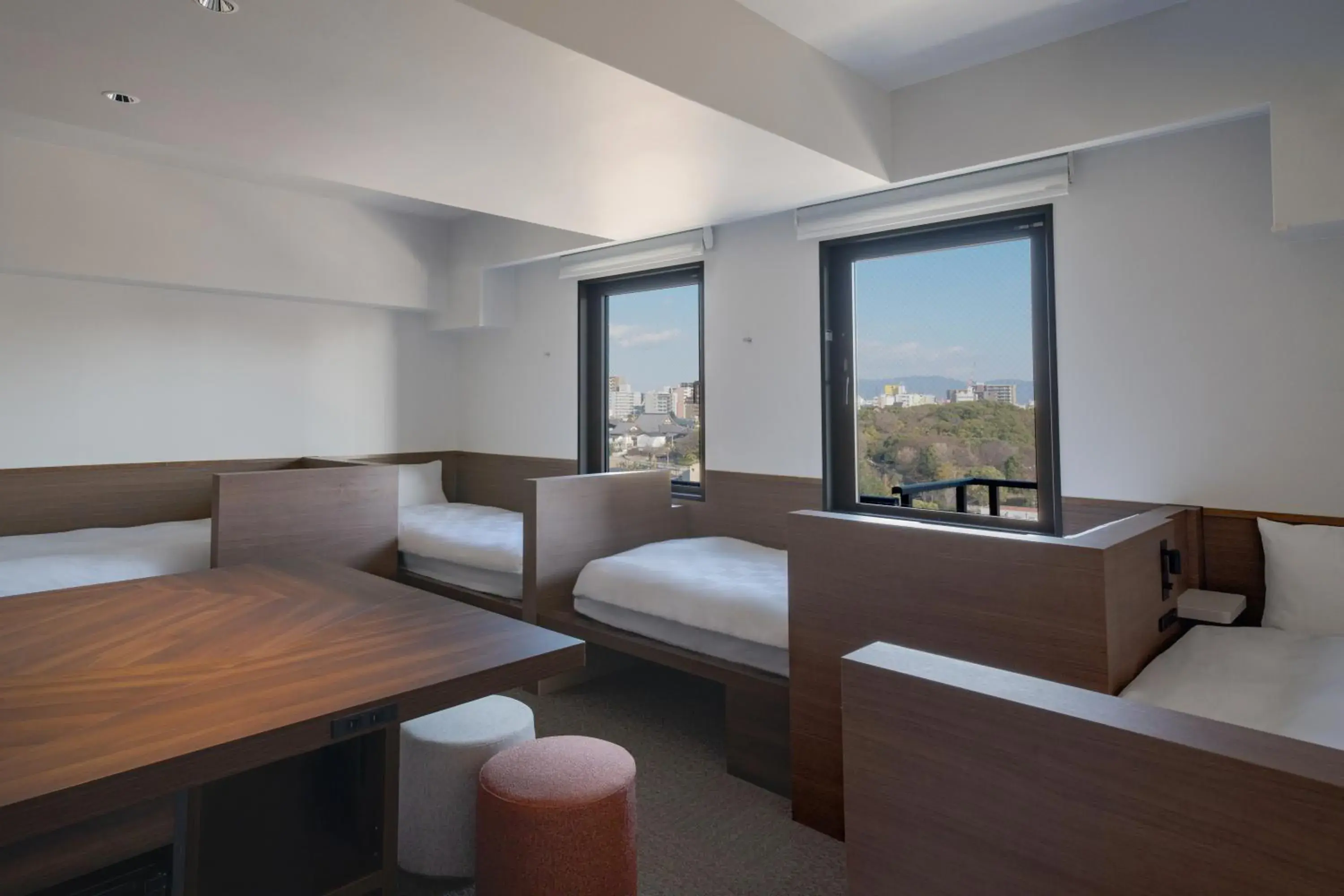 Bed in the b osaka-shinsekai Bed in the b osaka-shinsekai