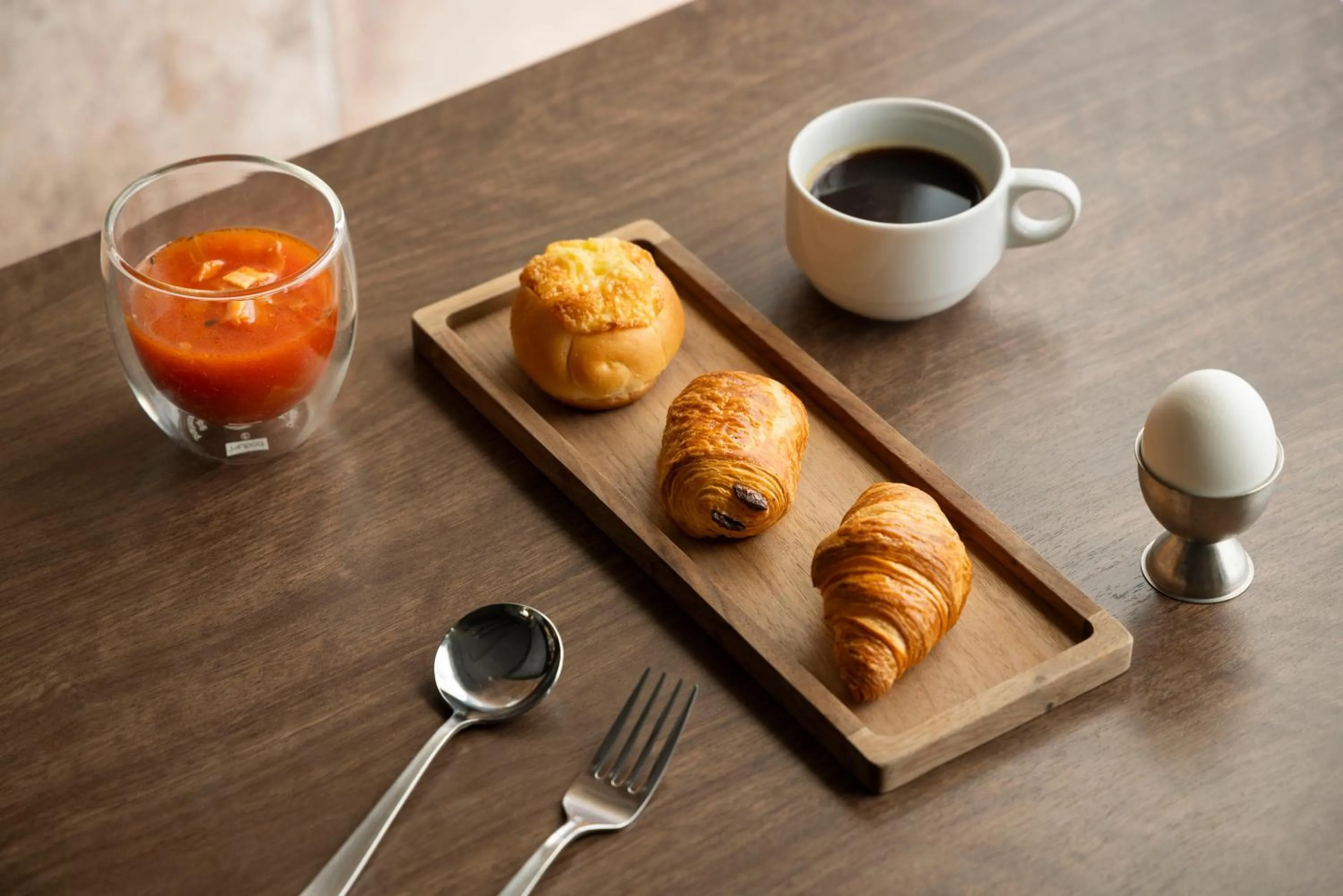 Breakfast in the b osaka-shinsekai