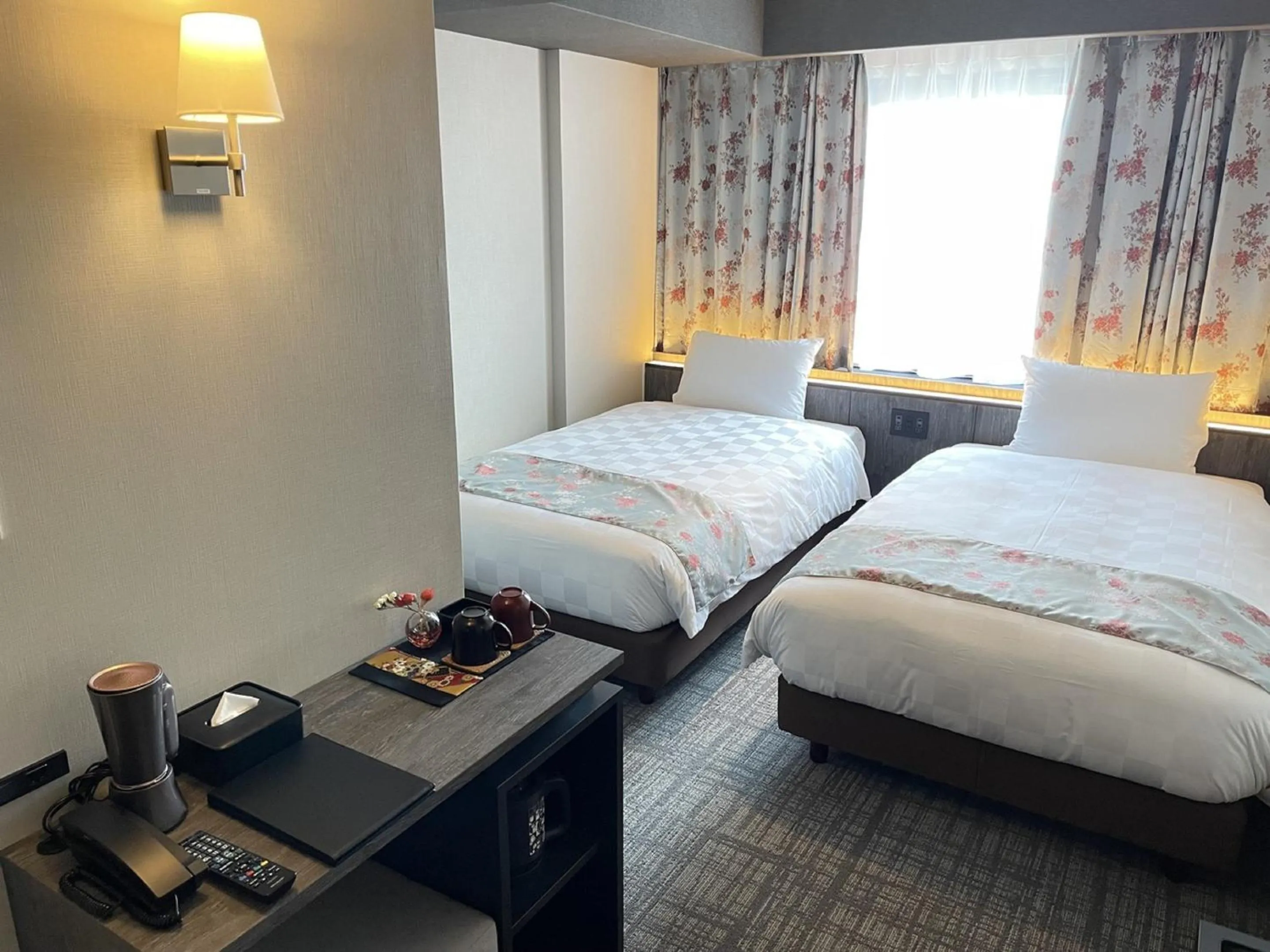 Photo of the whole room, Bed in the b osaka-shinsekai