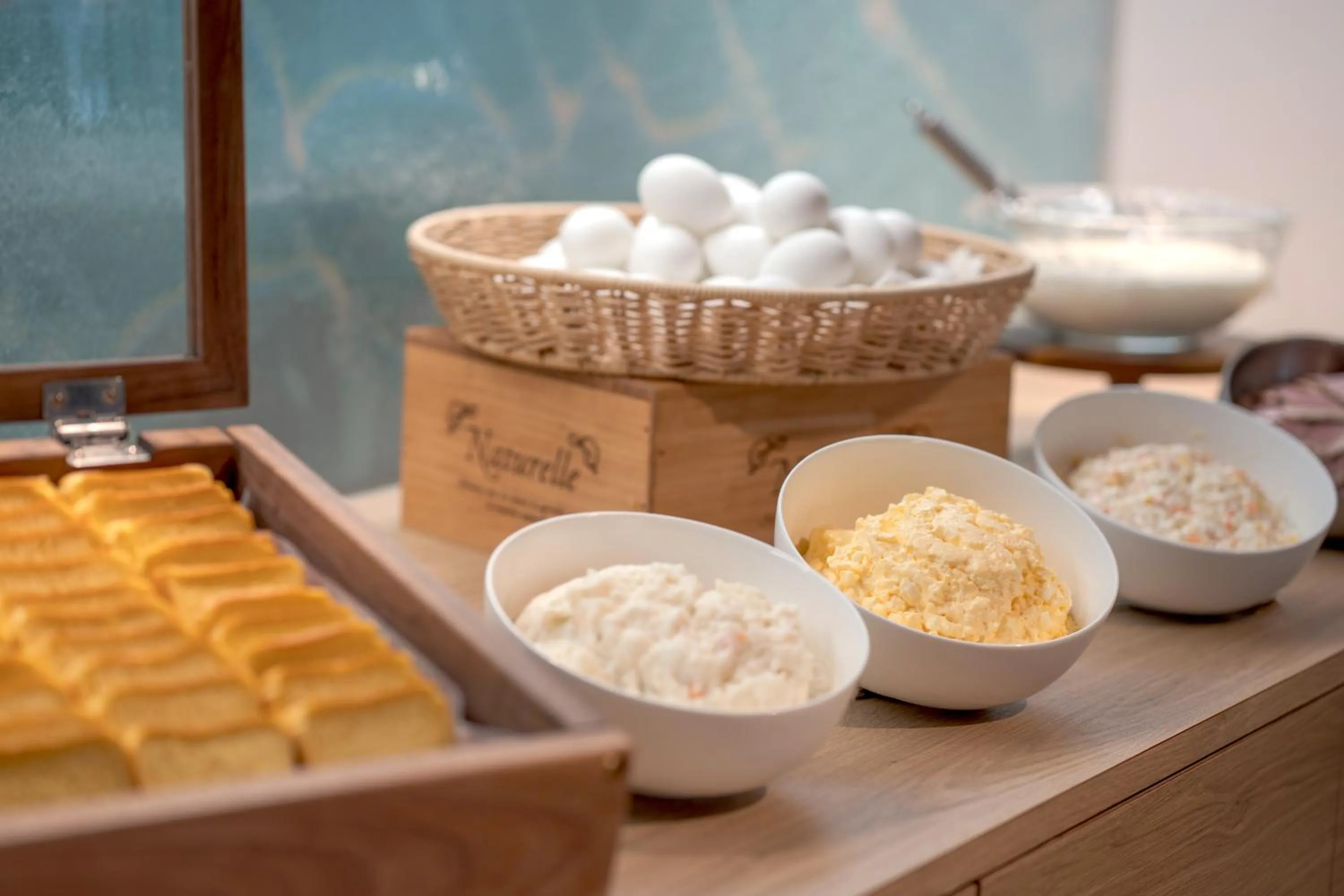 Breakfast in the b osaka-shinsekai