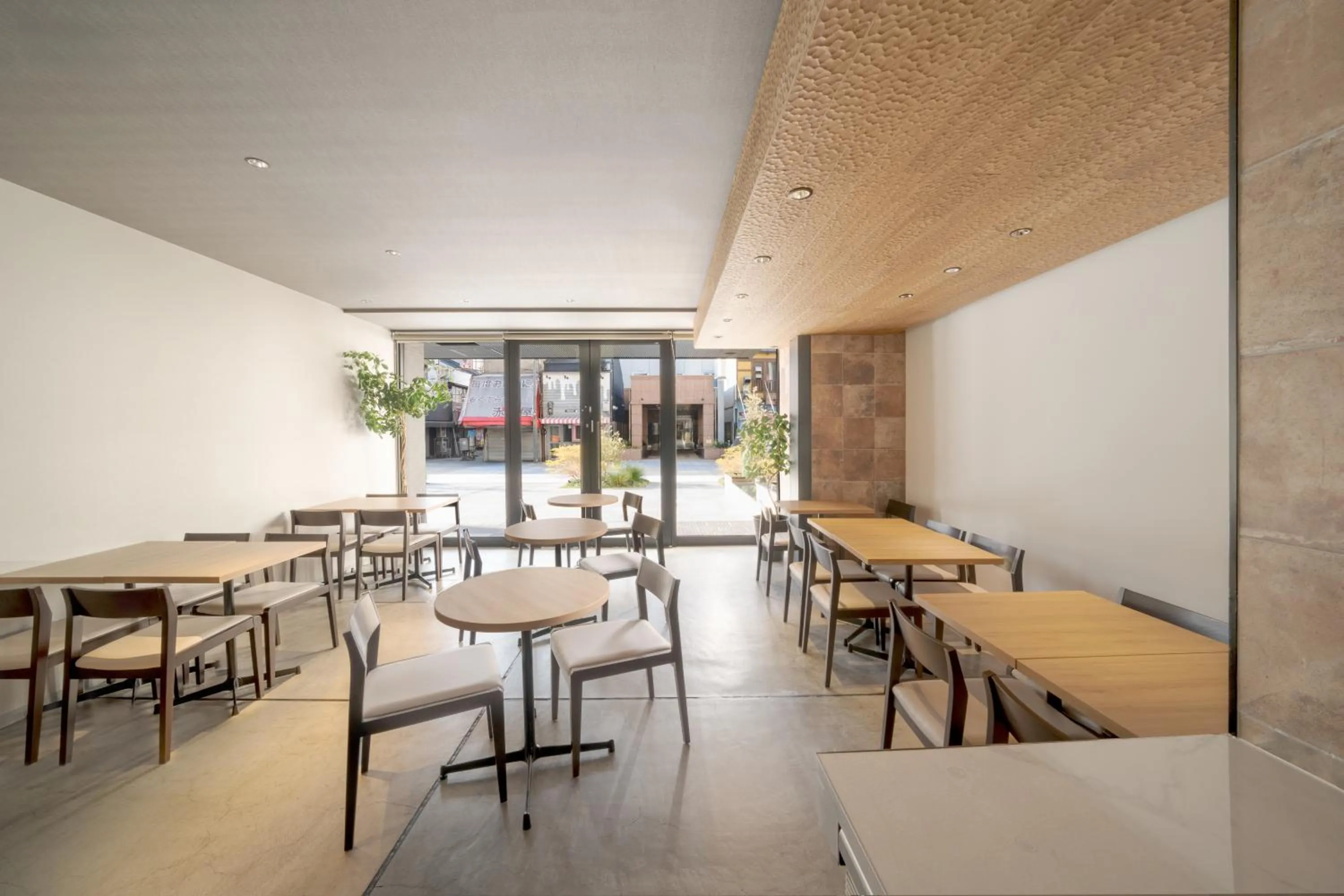 Restaurant/places to eat in the b osaka-shinsekai