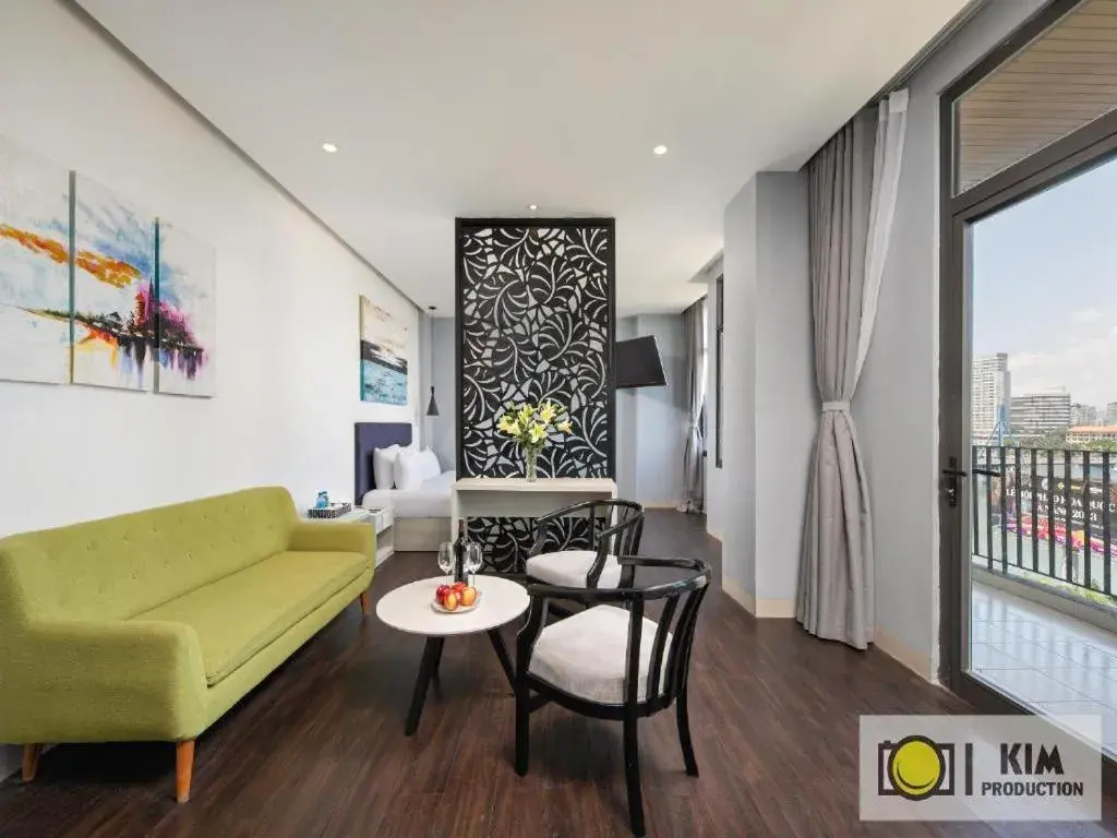 Deluxe Family Room in Capital O 1200 Salem Riverside Hotel Deluxe Family Room in Capital O 1200 Salem Riverside Hotel