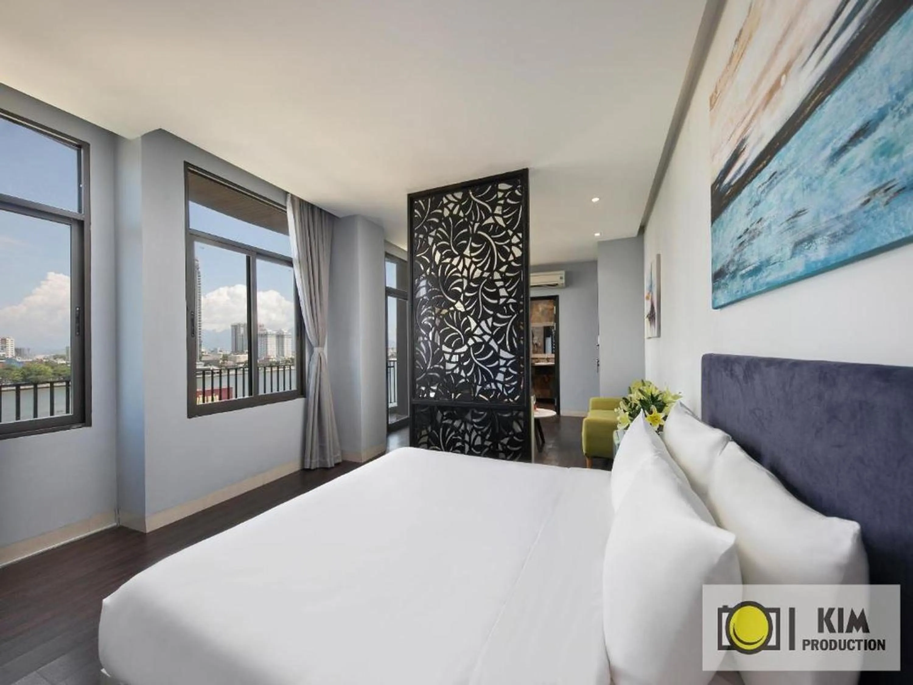 Bedroom, Bed in Capital O 1200 Salem Riverside Hotel