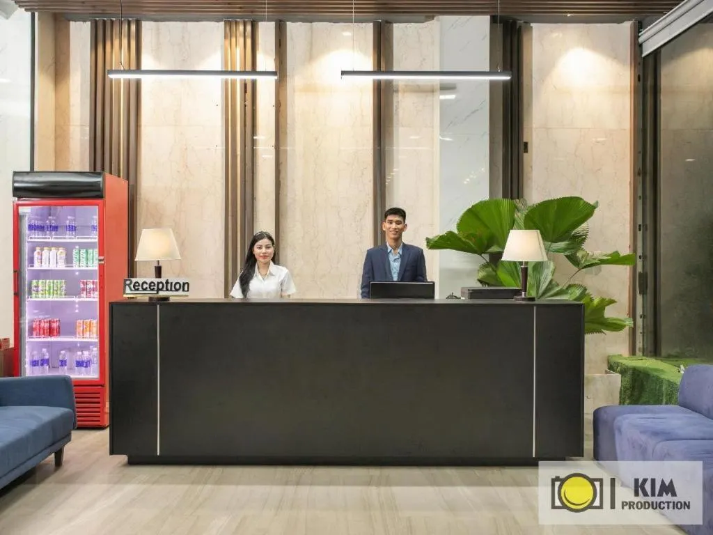 Lobby or reception in Capital O 1200 Salem Riverside Hotel