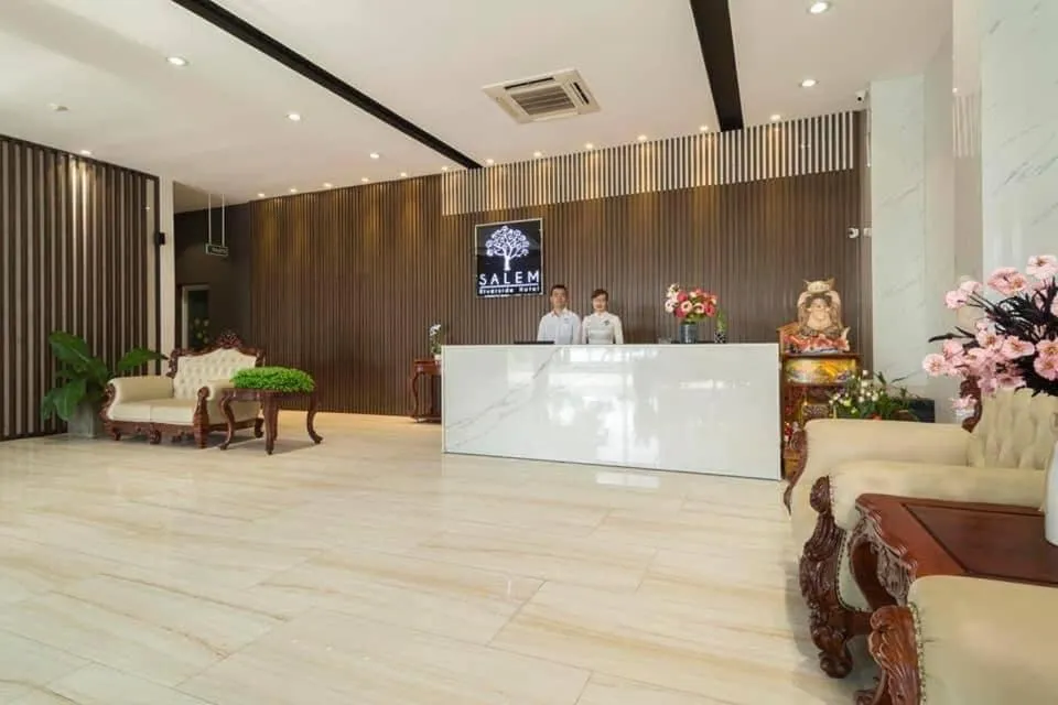 Lobby or reception in Capital O 1200 Salem Riverside Hotel