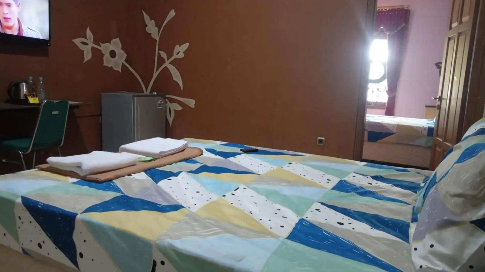 Azifa inn solo near RS JIH Solo