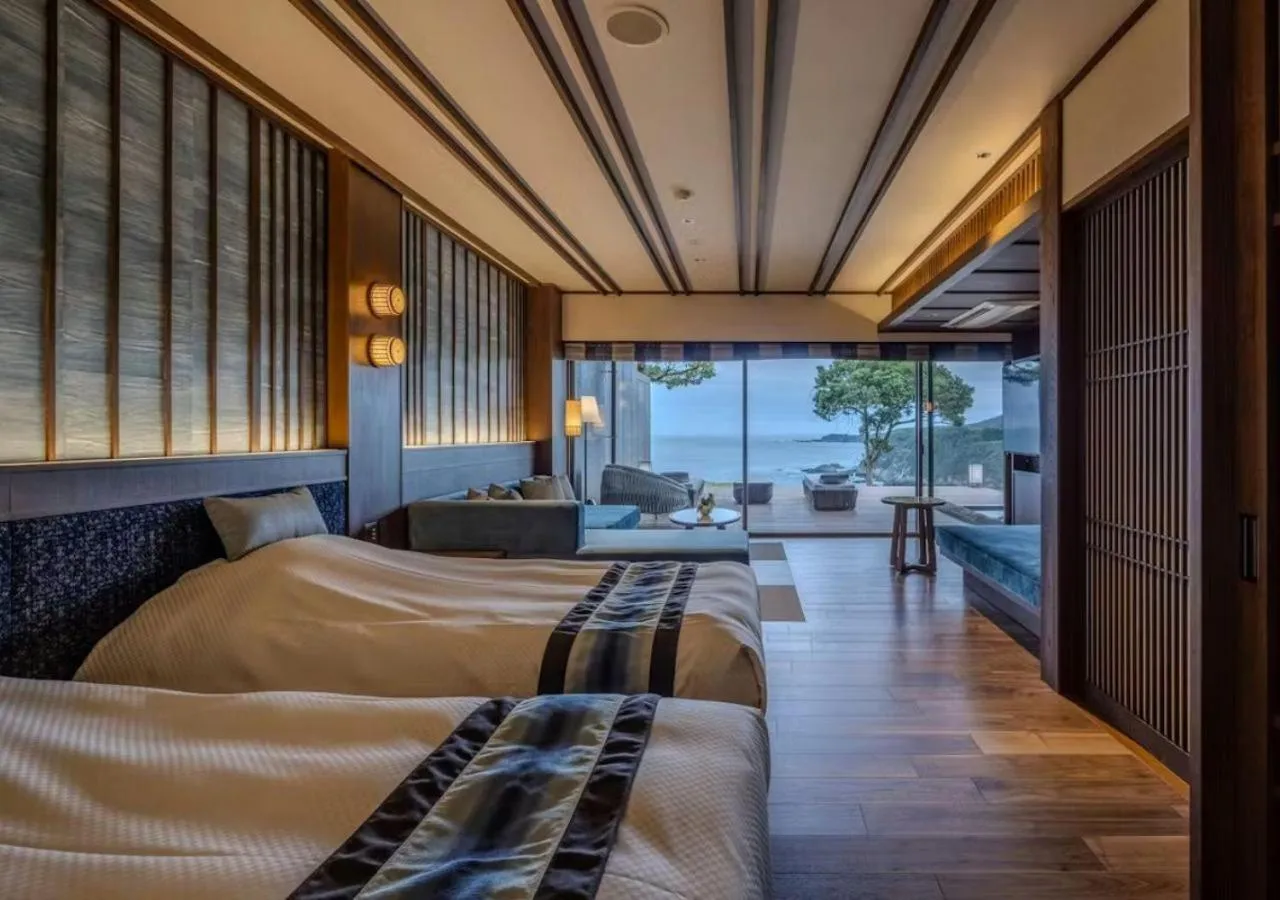 Bed in Oyado The Earth
