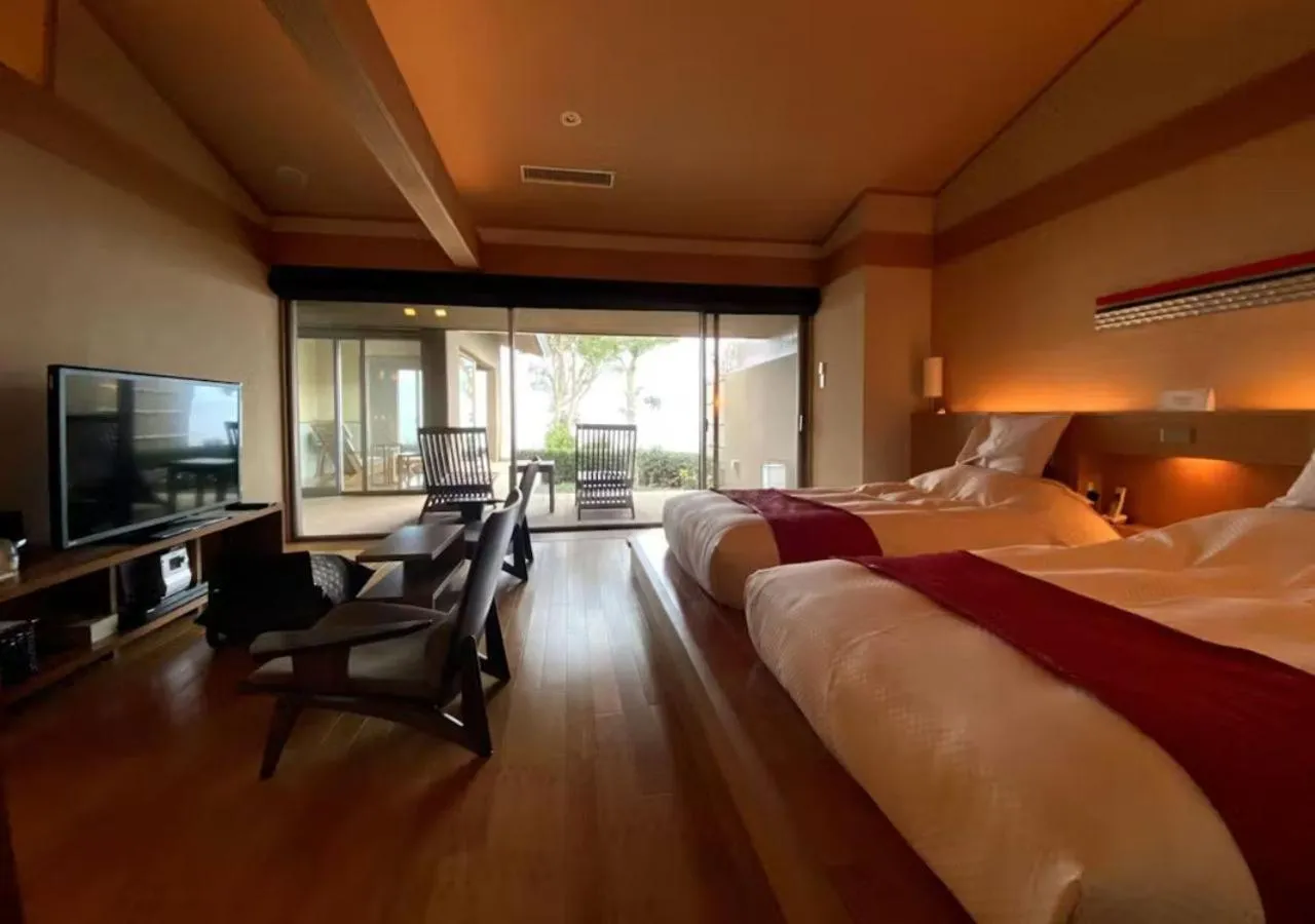 Bed in Oyado The Earth