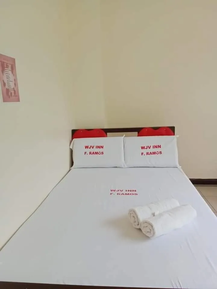 Bed in WJV INN RAMOS