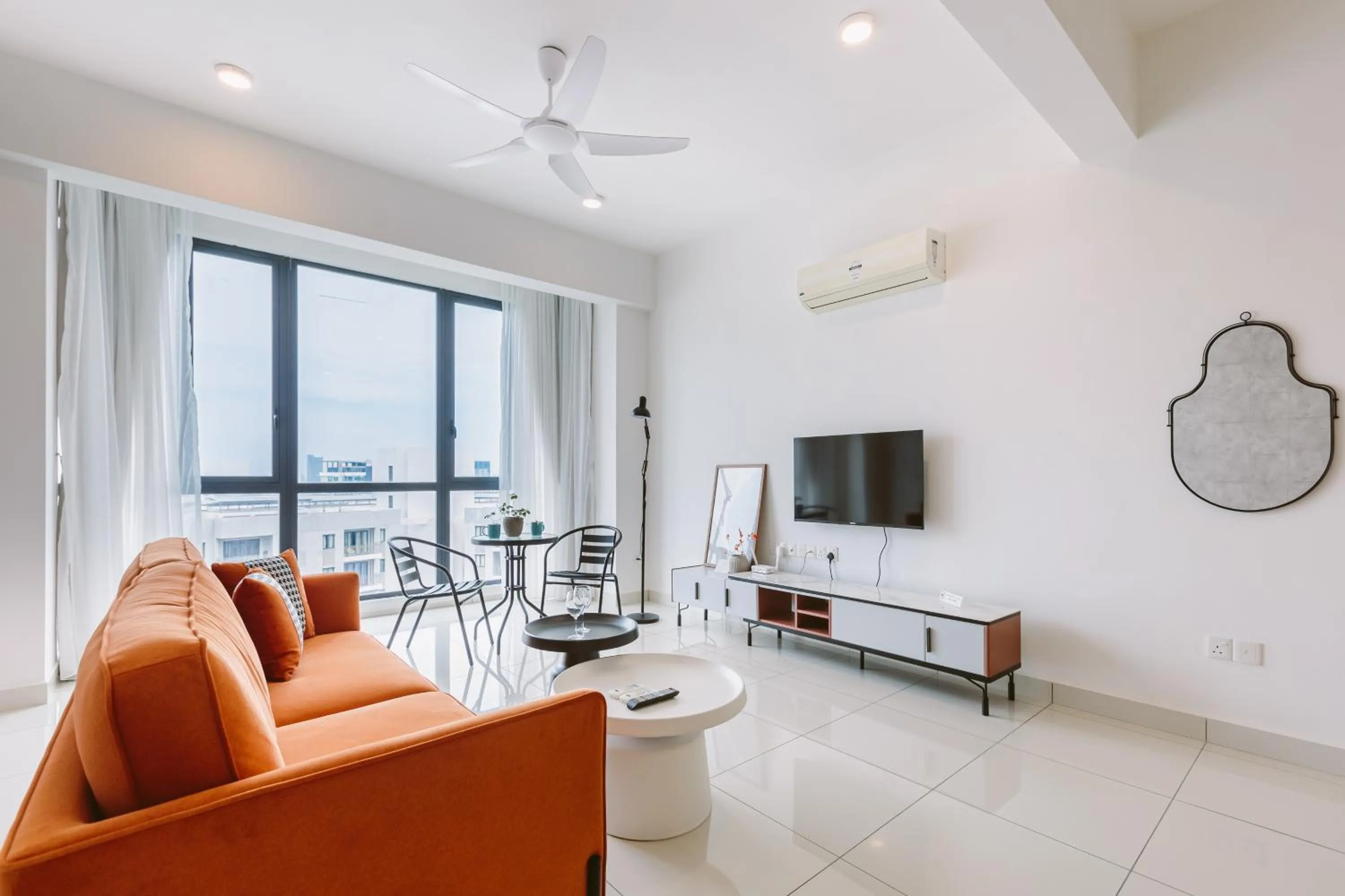 Two-Bedroom Superior Apartment in Jazz Suites