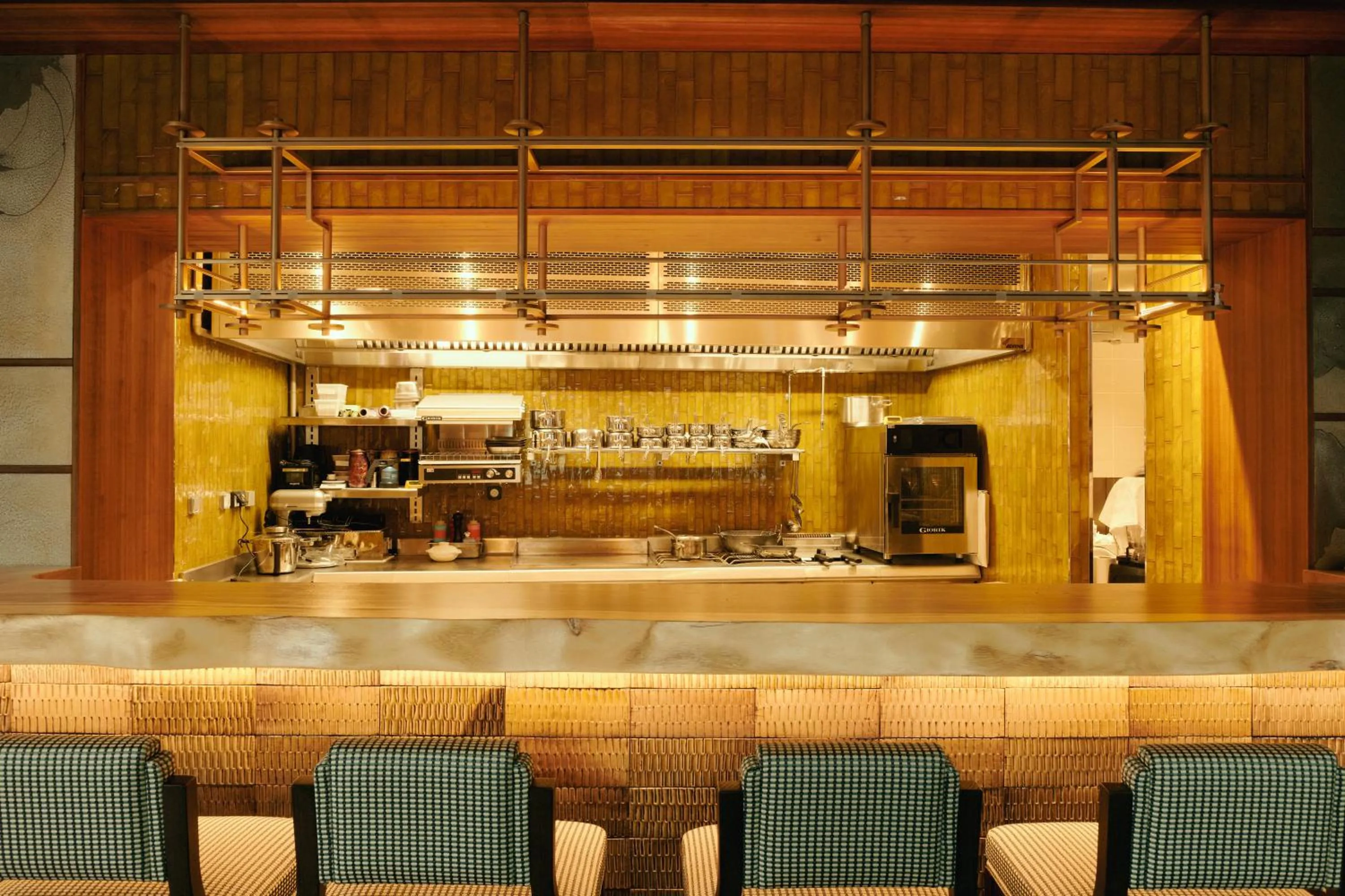 Restaurant/places to eat in Hotel Hana