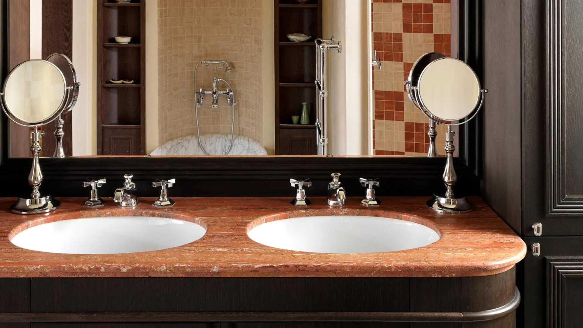 Bathroom in Hotel Hana