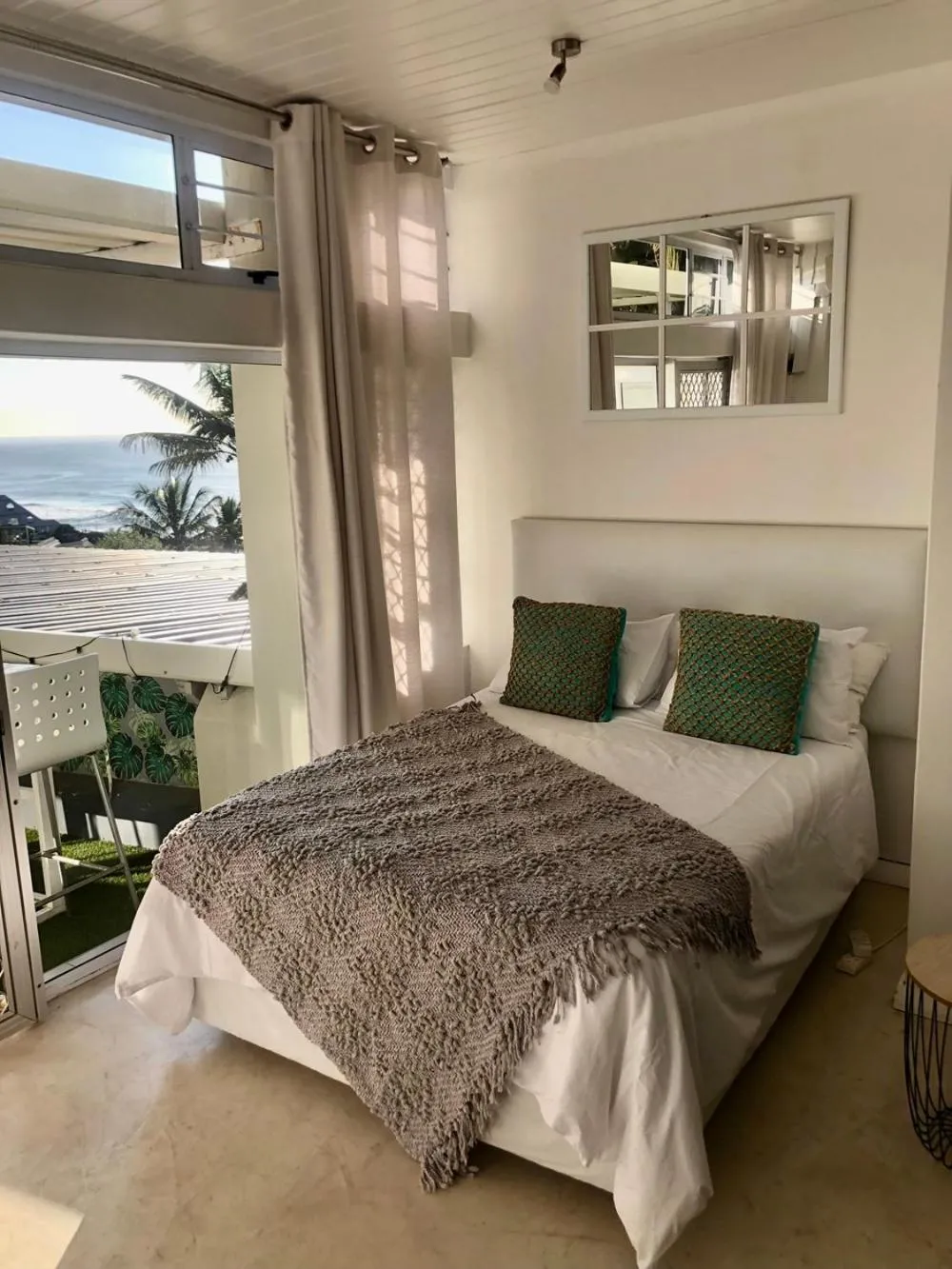 Seascape at 209 Umdloti Resort - with inverter