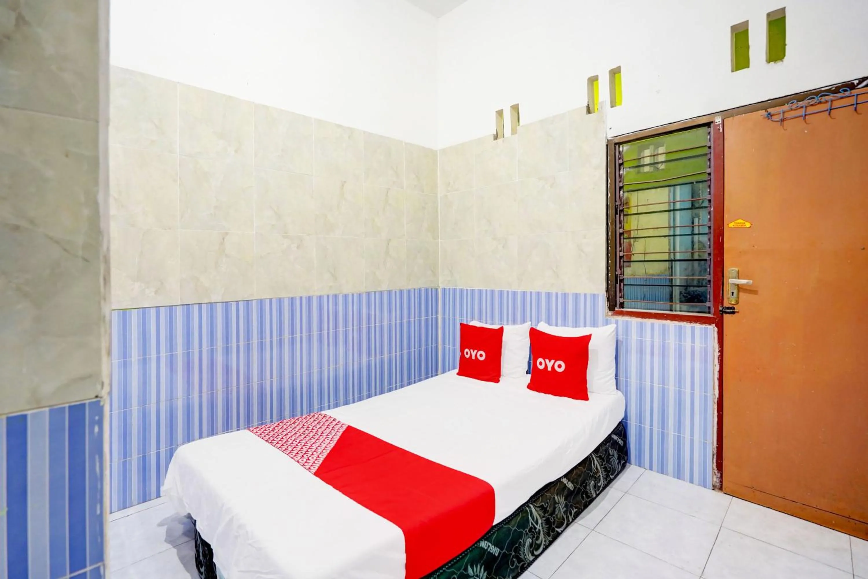 Bedroom, Bed in OYO Life 93061 Kost Vicky Syariah