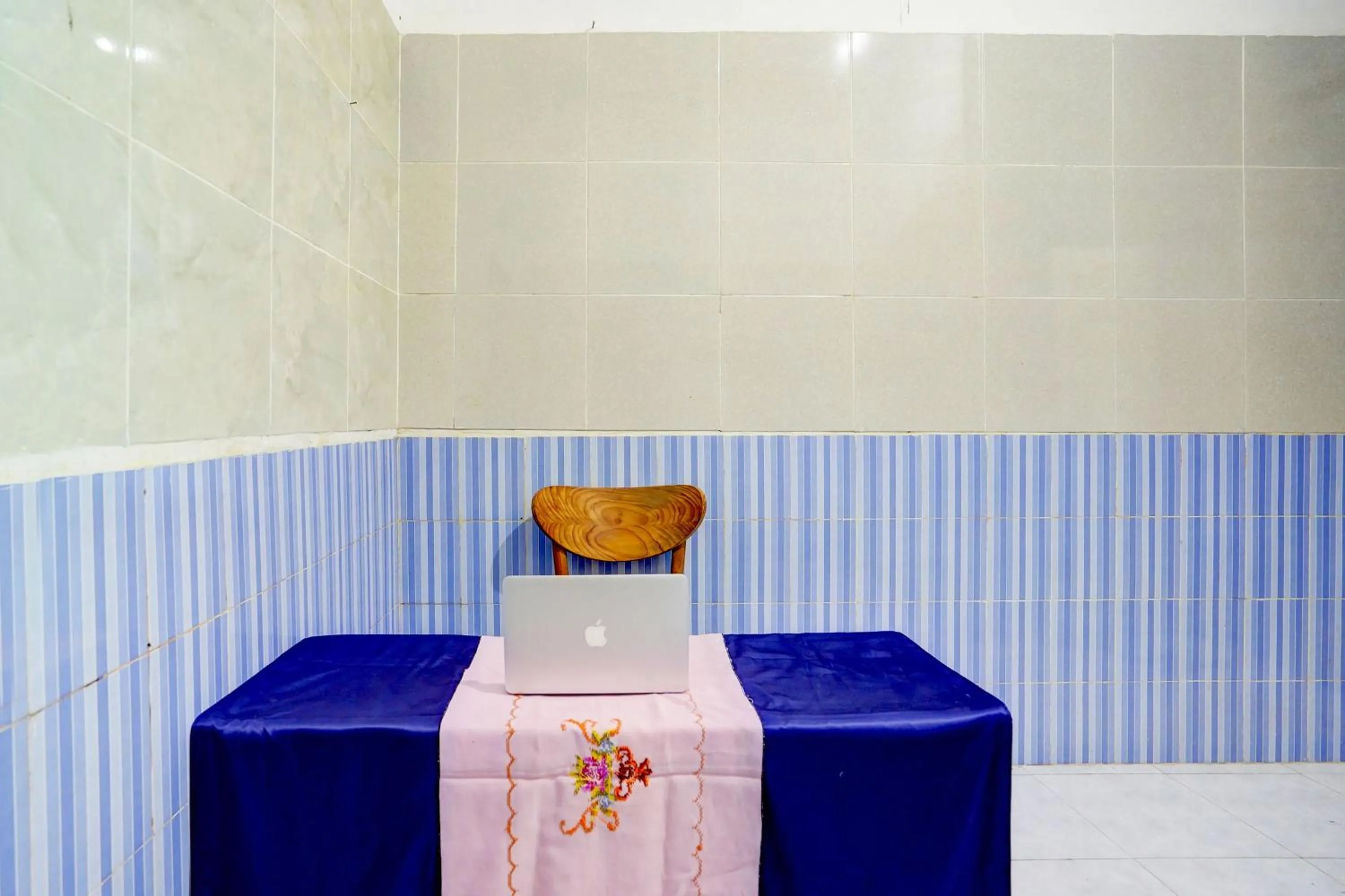 Lobby or reception in OYO Life 93061 Kost Vicky Syariah