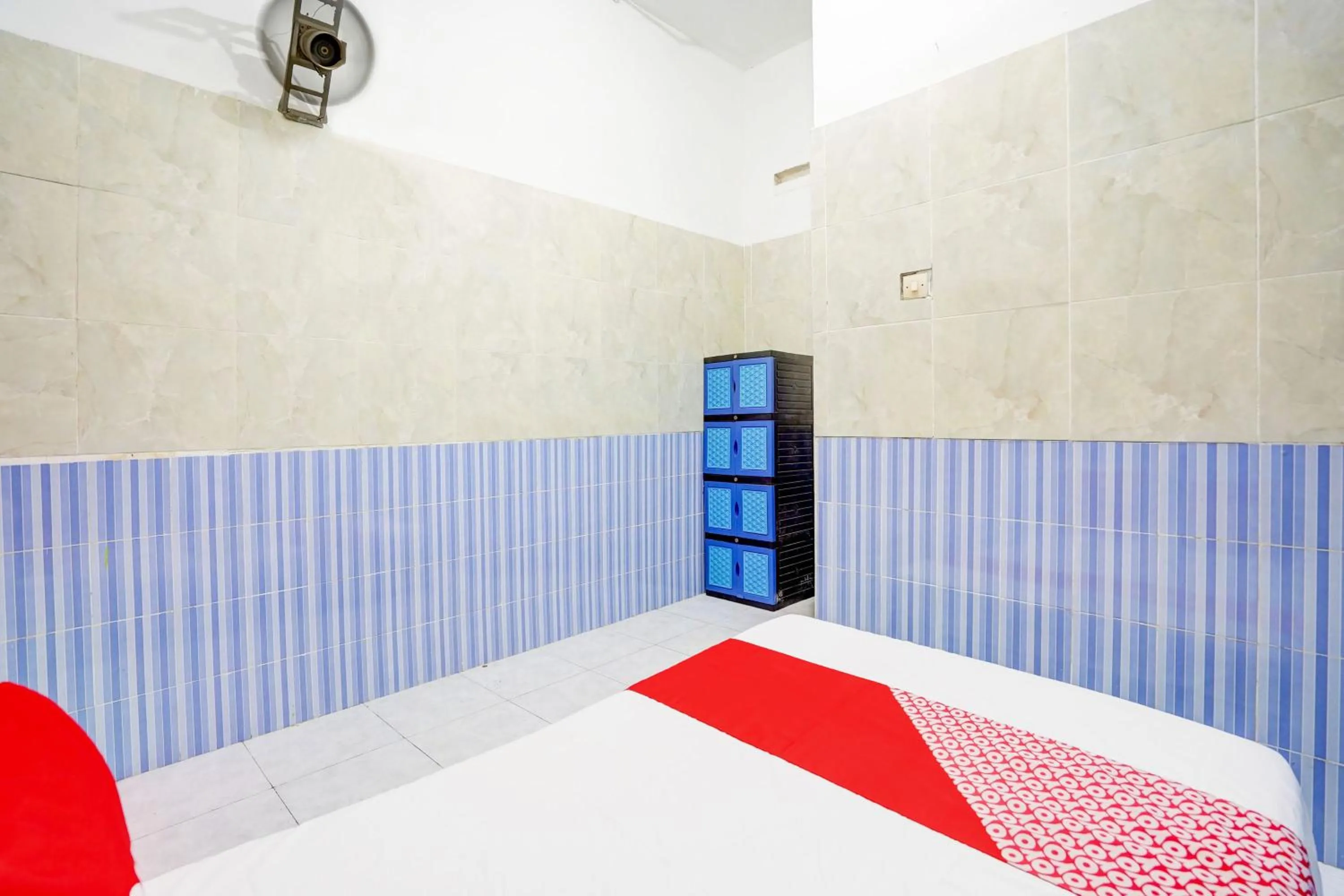 Bedroom, Bed in OYO Life 93061 Kost Vicky Syariah