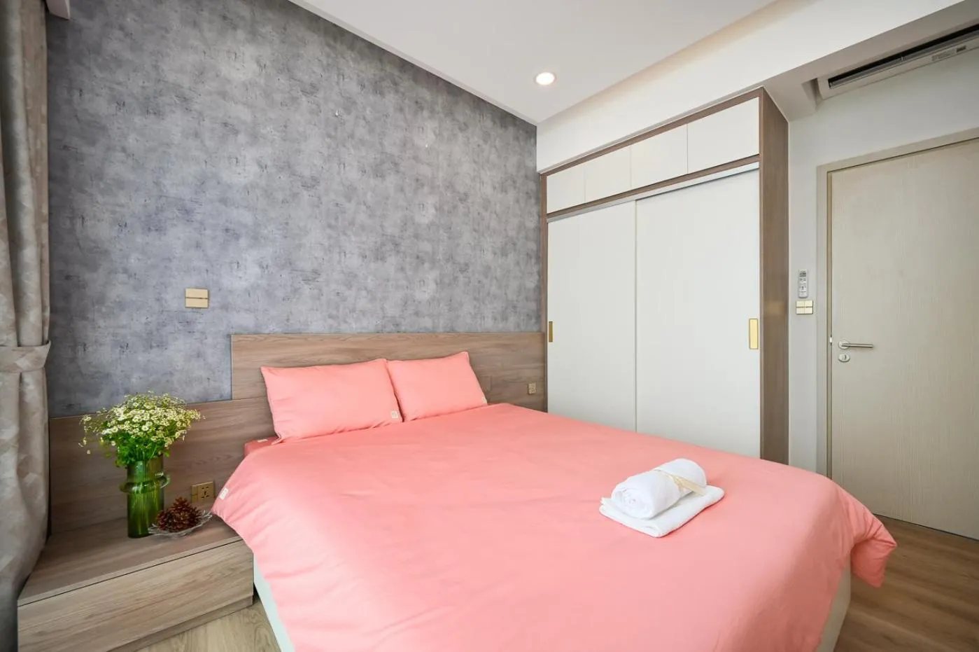Bedroom, Bed in Royal State - The Ascentia Phu My Hung